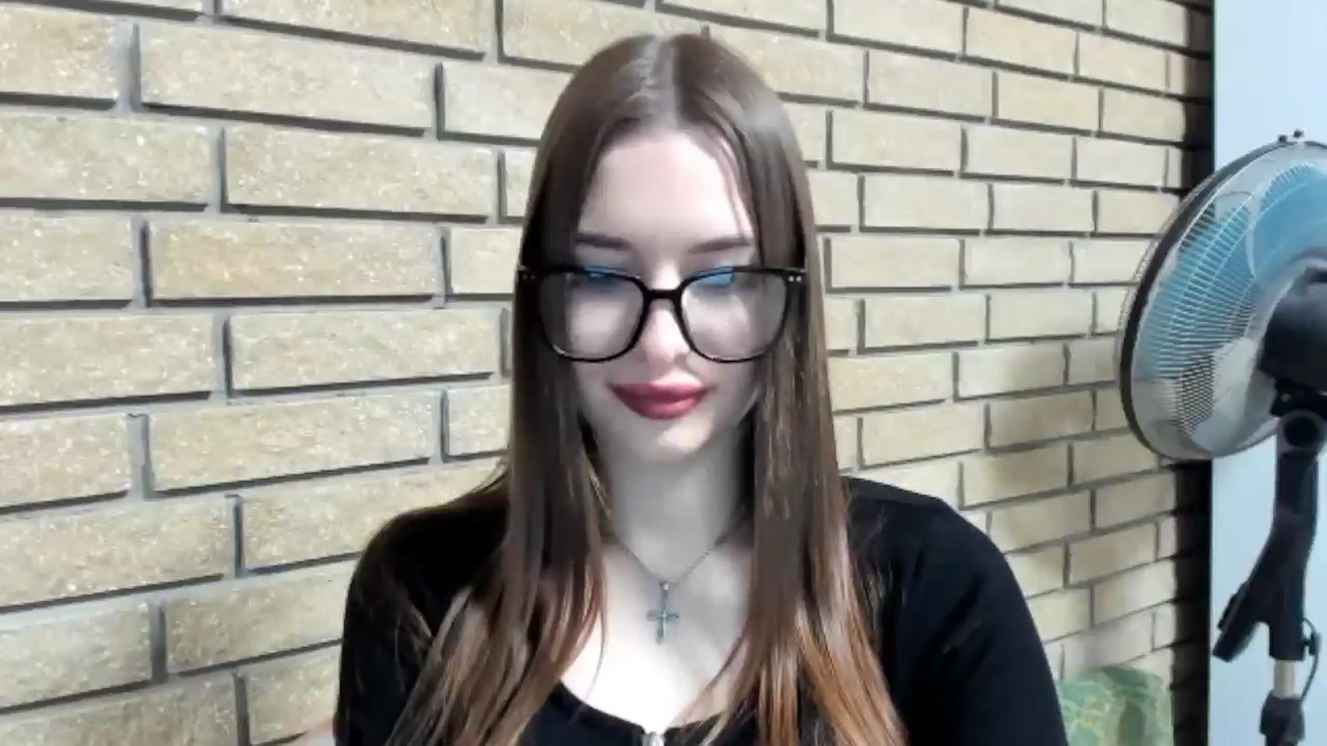 Gallery image thumbnail from DiscoGirl's myfreecams stream on, 04/23/2025, 15:33 image 19 of 20