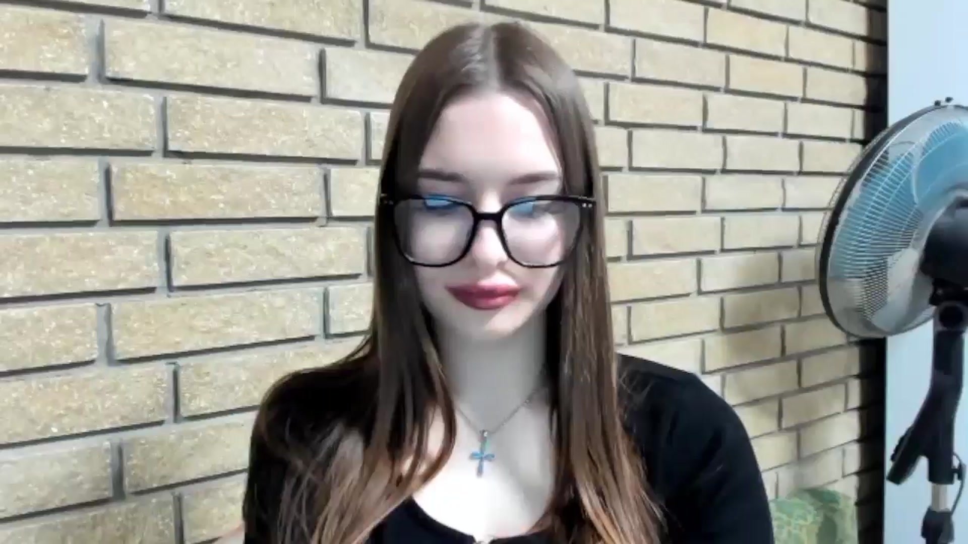 Gallery image thumbnail from DiscoGirl's myfreecams stream on, 04/23/2025, 15:33 image 8 of 20