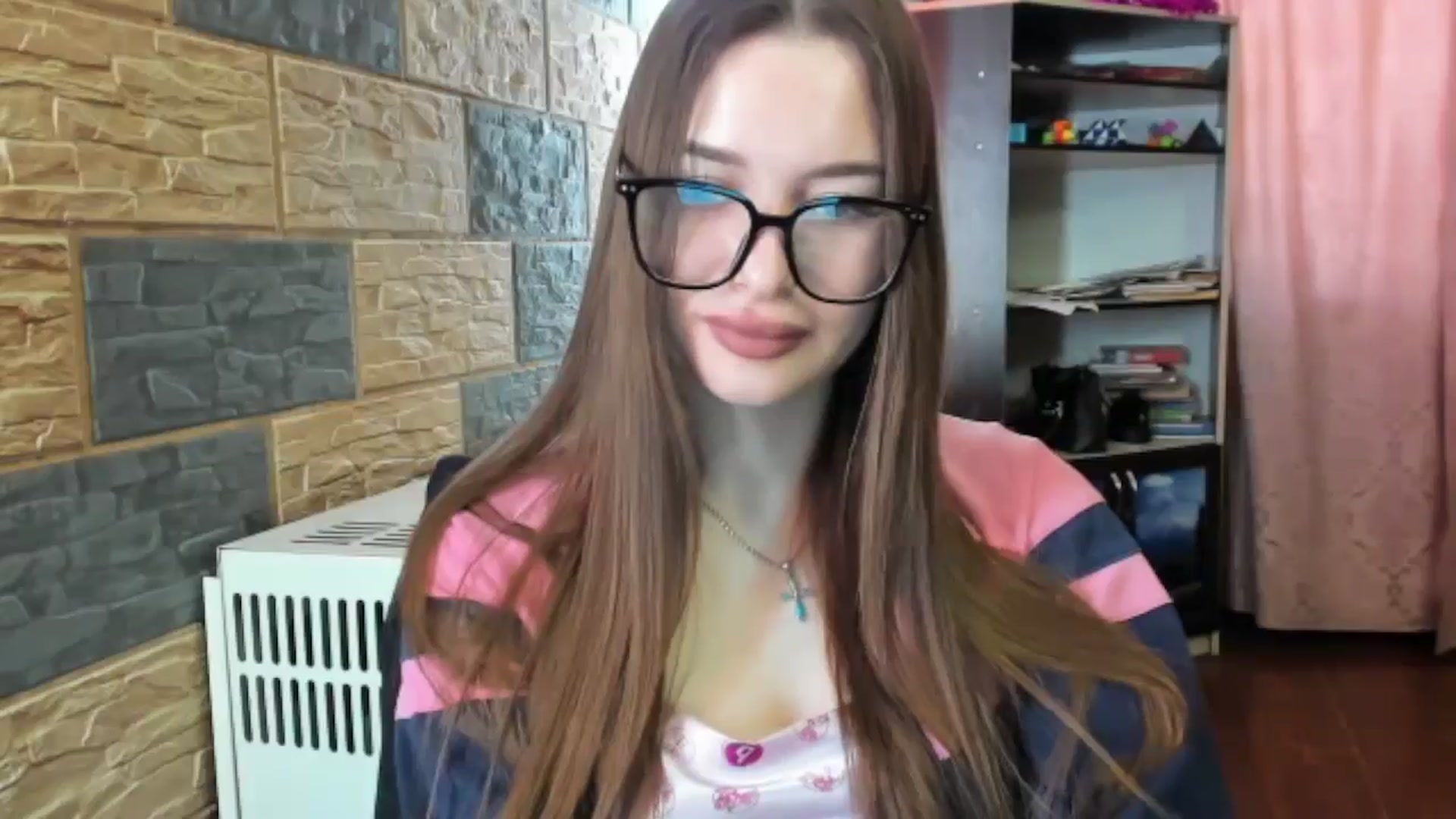 Gallery image thumbnail from DiscoGirl's myfreecams stream on, 04/25/2025, 08:03 image 19 of 20