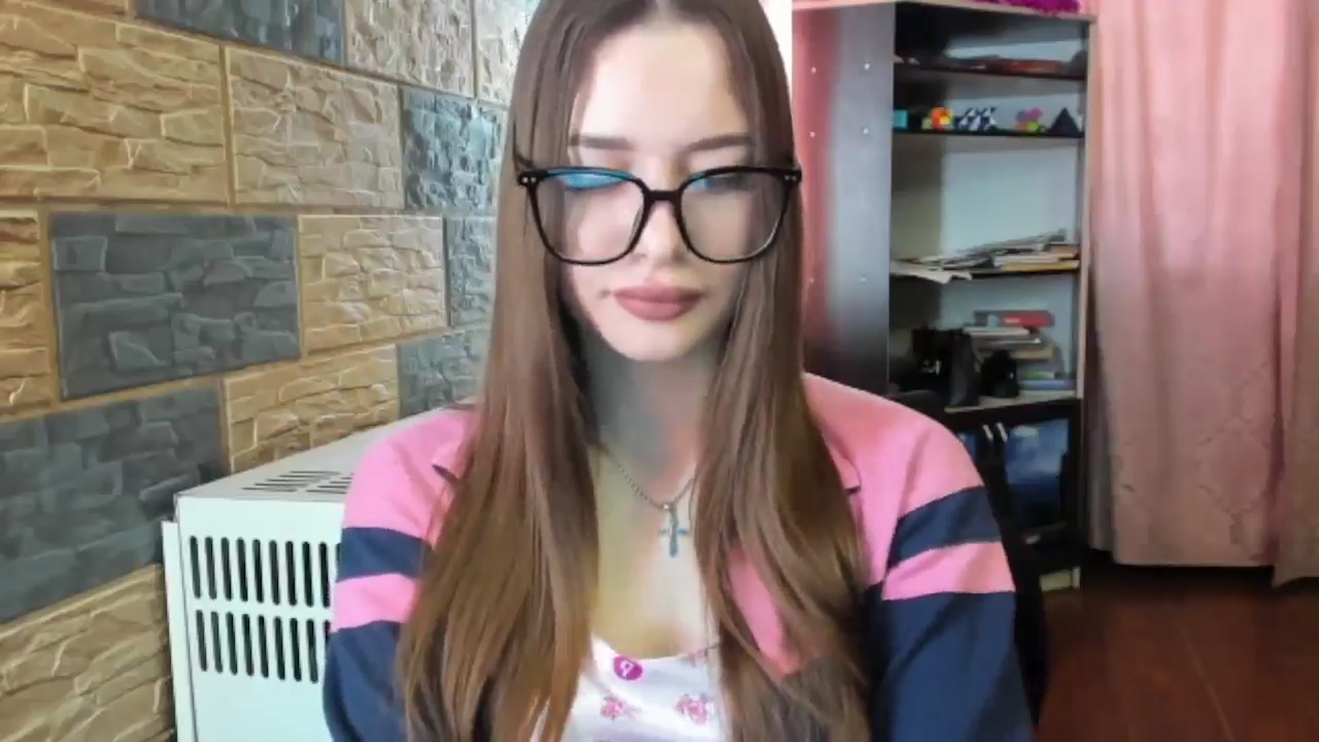 Gallery image thumbnail from DiscoGirl's myfreecams stream on, 04/25/2025, 08:03 image 2 of 20