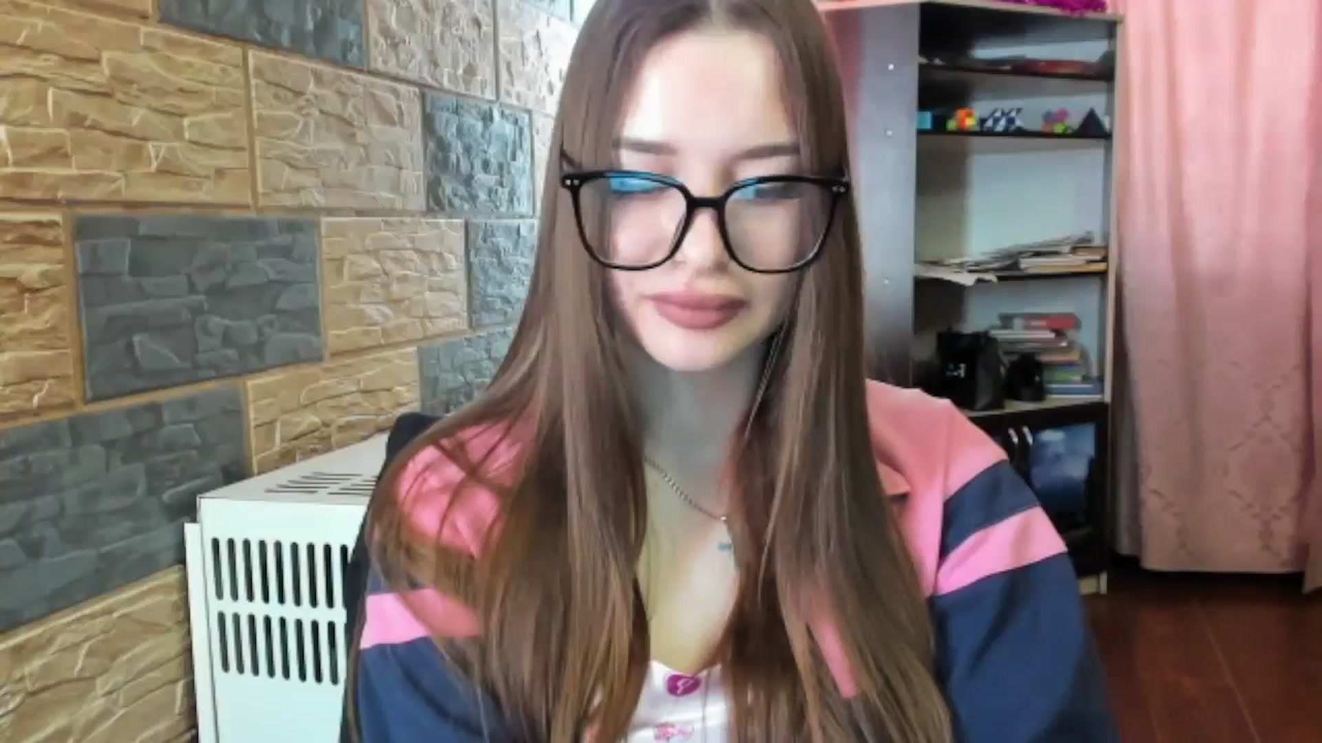 Gallery image thumbnail from DiscoGirl's myfreecams stream on, 04/25/2025, 08:03 image 14 of 20