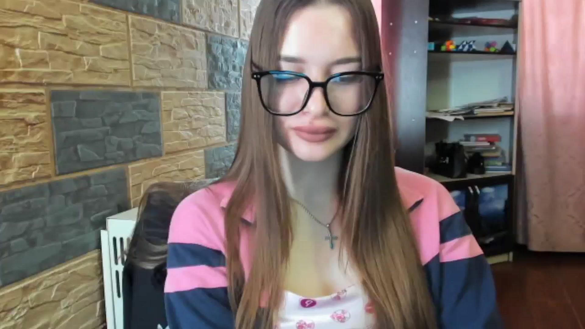 Gallery image thumbnail from DiscoGirl's myfreecams stream on, 04/25/2025, 08:22 image 11 of 20
