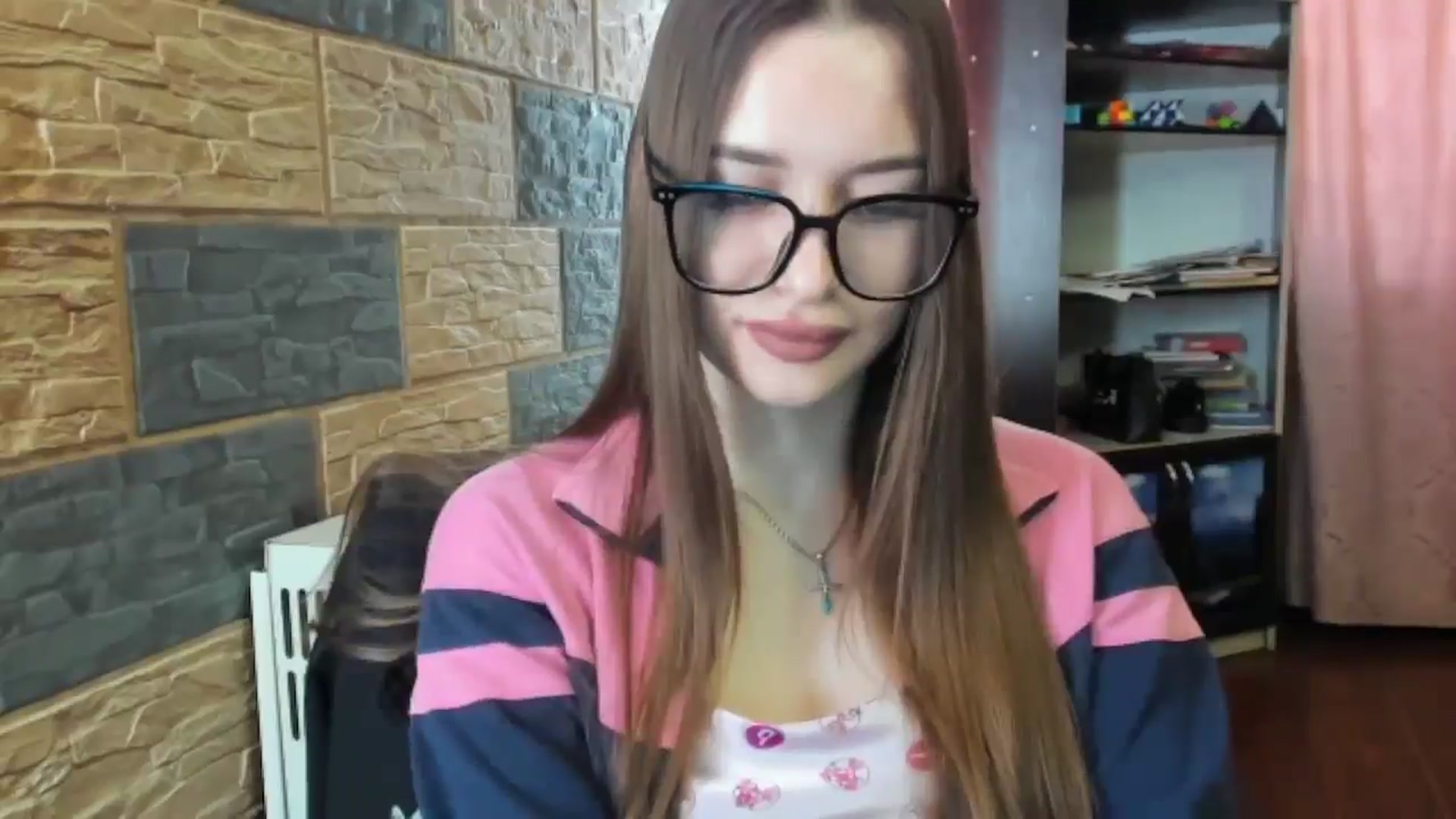 Gallery image thumbnail from DiscoGirl's myfreecams stream on, 04/25/2025, 08:22 image 4 of 20