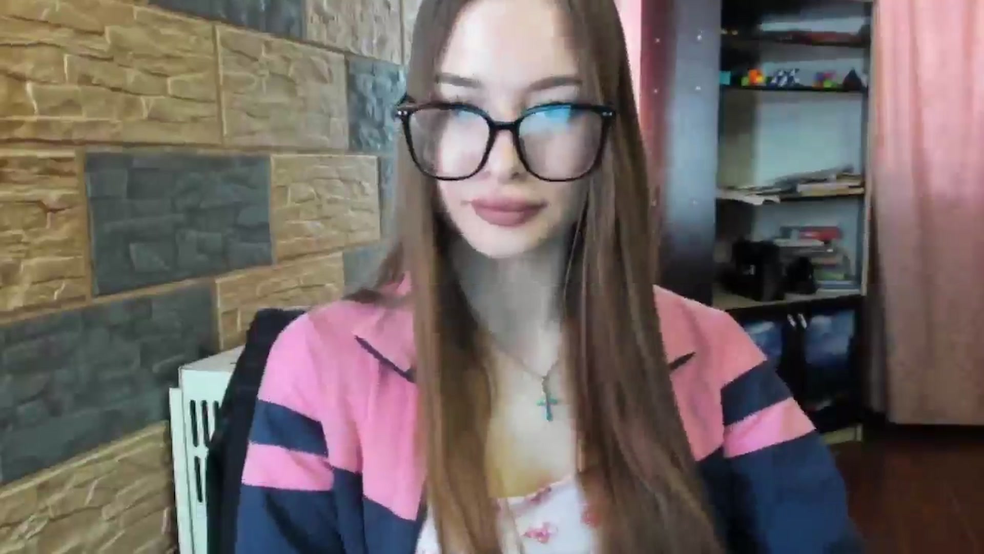 Gallery image thumbnail from DiscoGirl's myfreecams stream on, 04/25/2025, 08:22 image 19 of 20