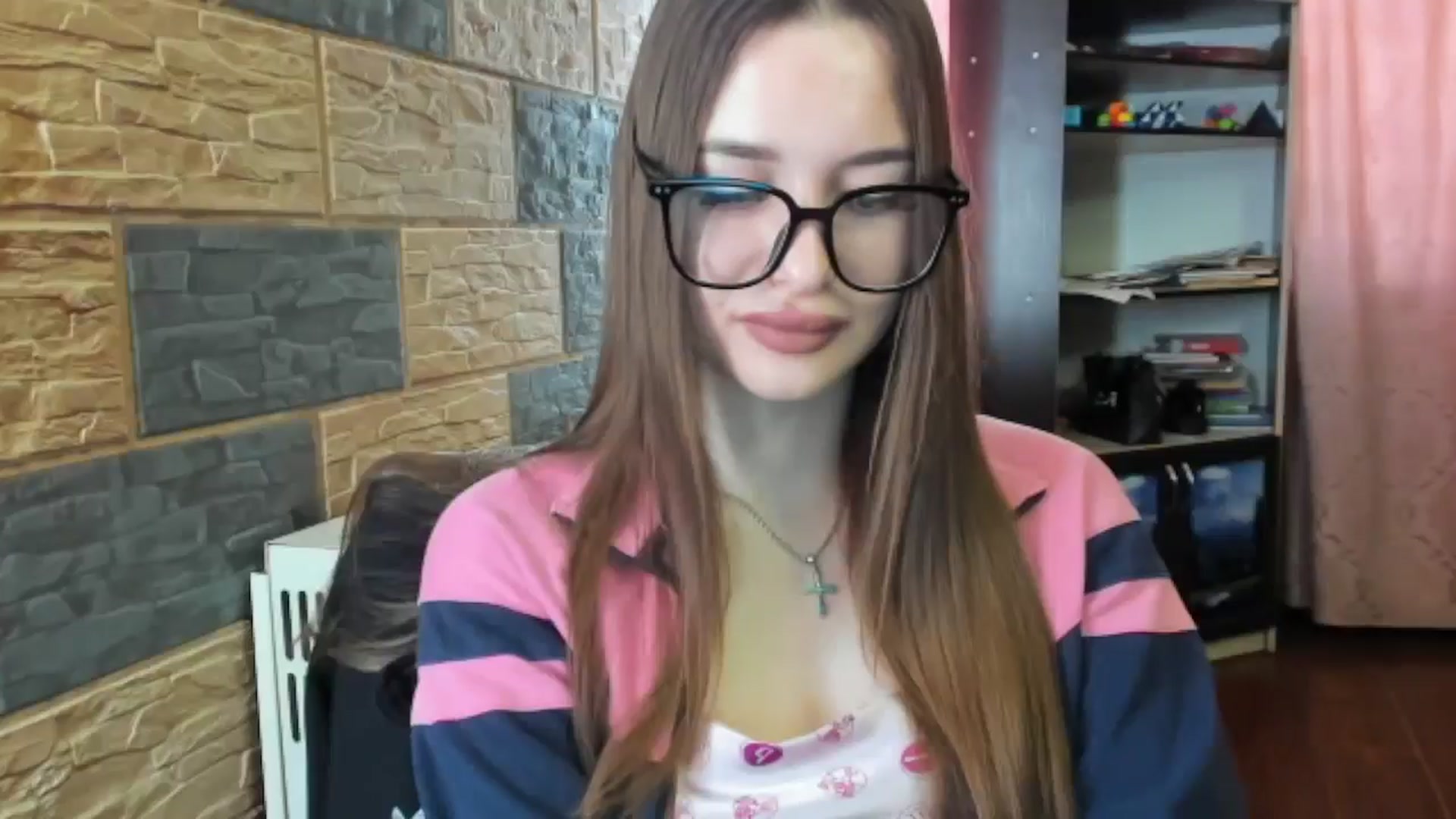 Gallery image thumbnail from DiscoGirl's myfreecams stream on, 04/25/2025, 08:22 image 13 of 20
