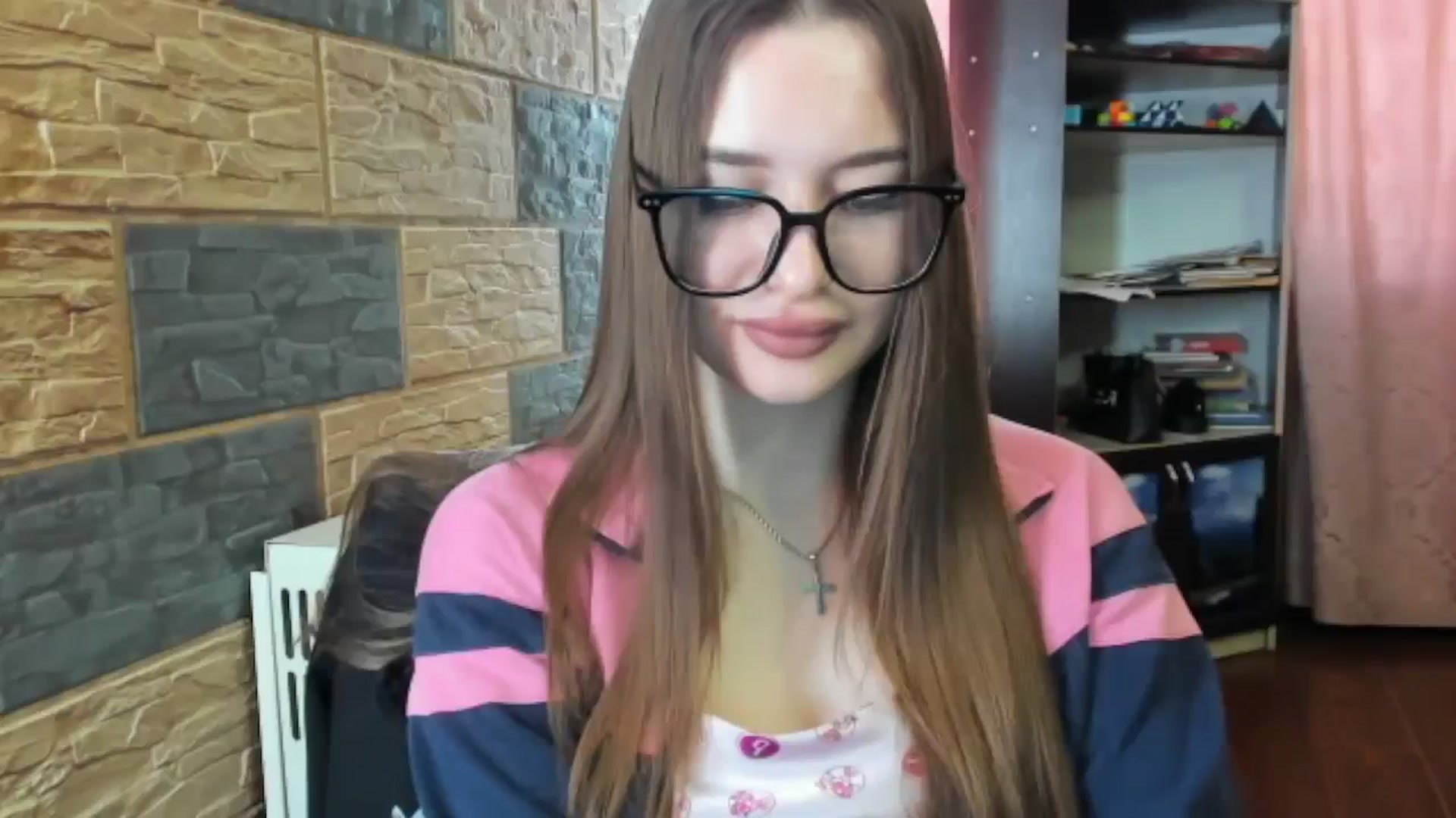 Gallery image thumbnail from DiscoGirl's myfreecams stream on, 04/25/2025, 08:22 image 12 of 20