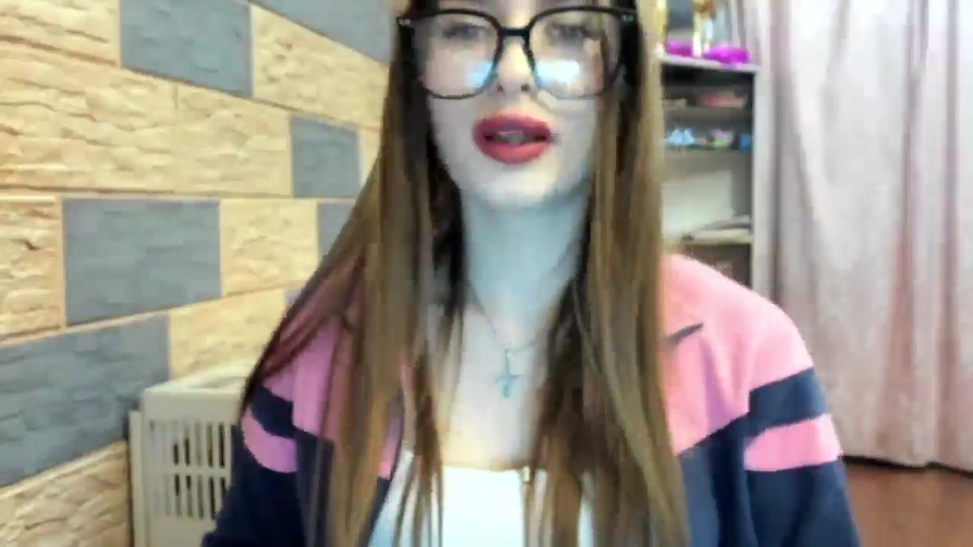 Gallery image thumbnail from DiscoGirl's myfreecams stream on, 04/28/2025, 17:31 image 17 of 20