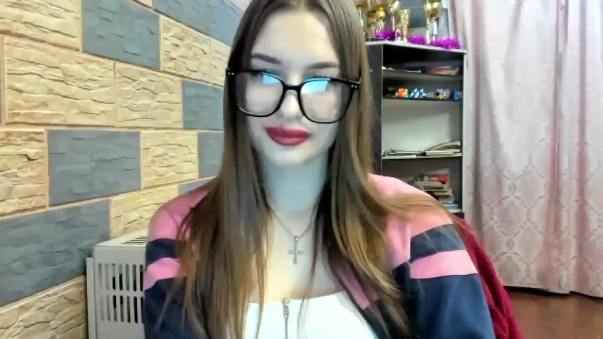 Gallery image thumbnail from DiscoGirl's myfreecams stream on, 04/28/2025, 17:31 image 1 of 20