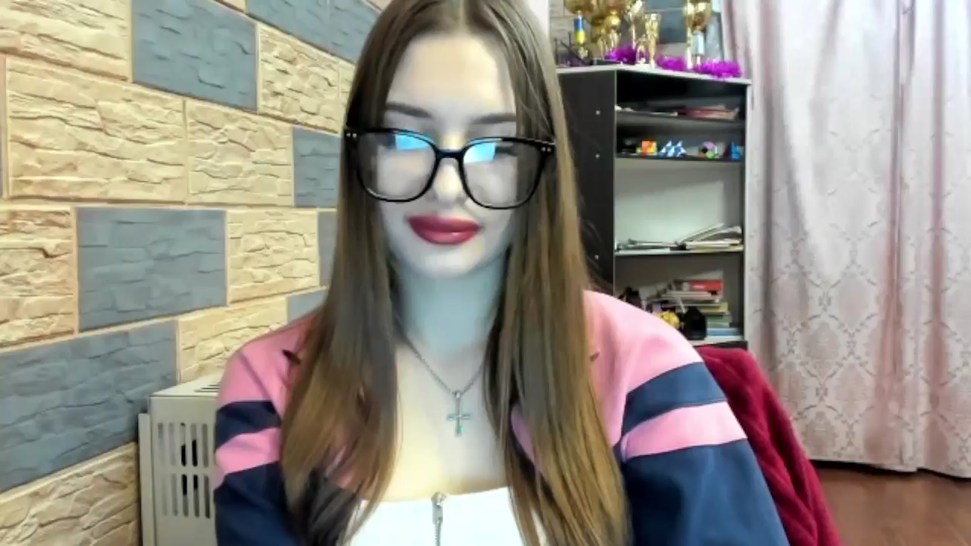 Gallery image thumbnail from DiscoGirl's myfreecams stream on, 04/28/2025, 17:31 image 11 of 20