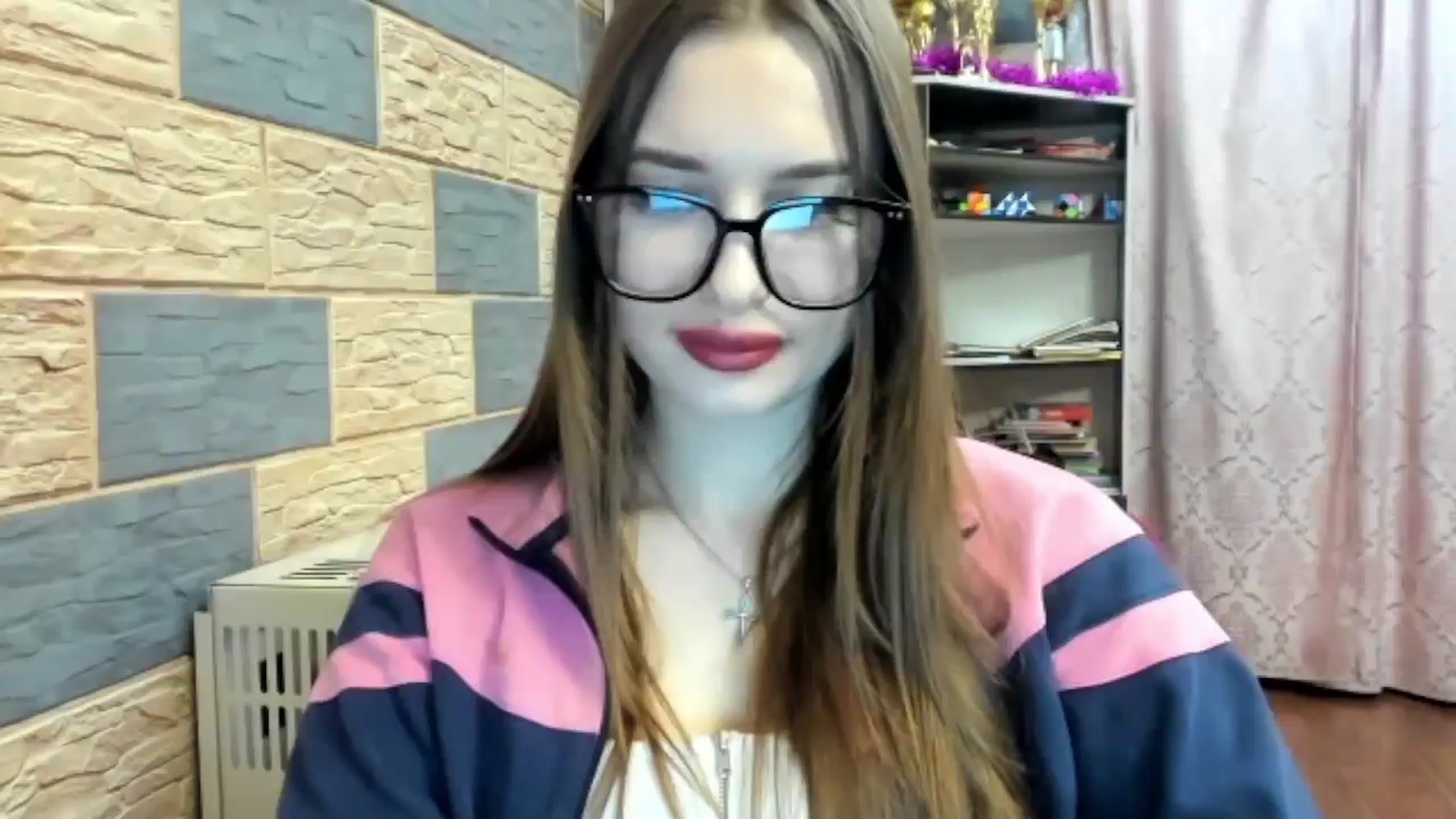 Gallery image thumbnail from DiscoGirl's myfreecams stream on, 04/28/2025, 17:31 image 19 of 20