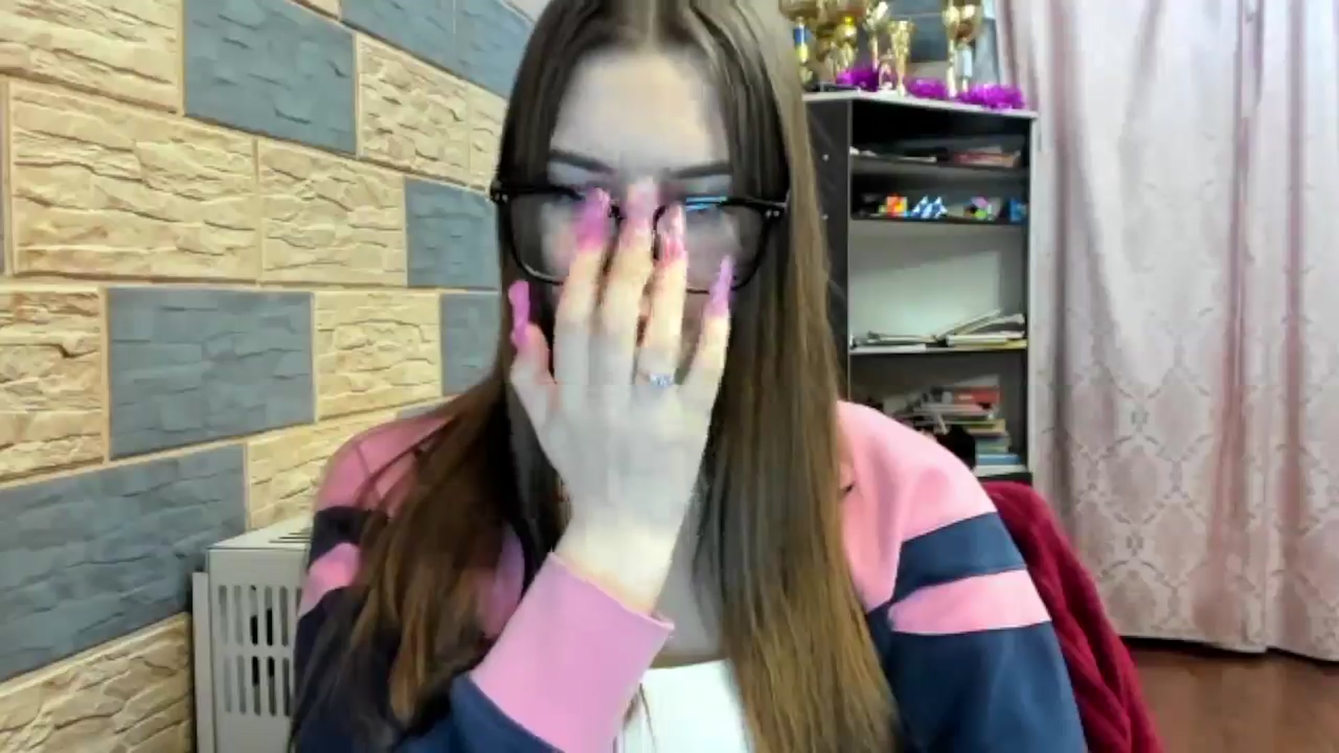 Gallery image thumbnail from DiscoGirl's myfreecams stream on, 04/28/2025, 17:31 image 3 of 20