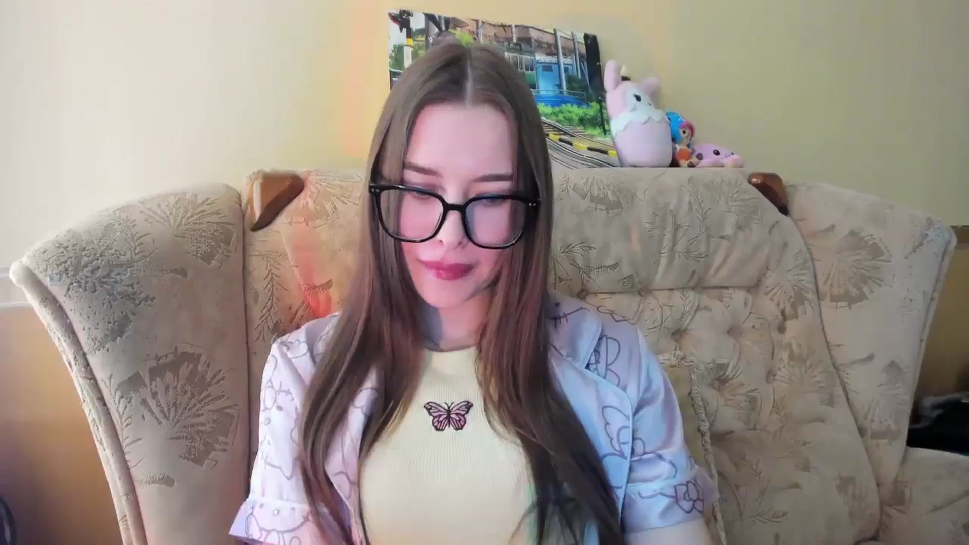 Gallery image thumbnail from DiscoGirl's myfreecams stream on, 05/04/2025, 10:27 image 2 of 20