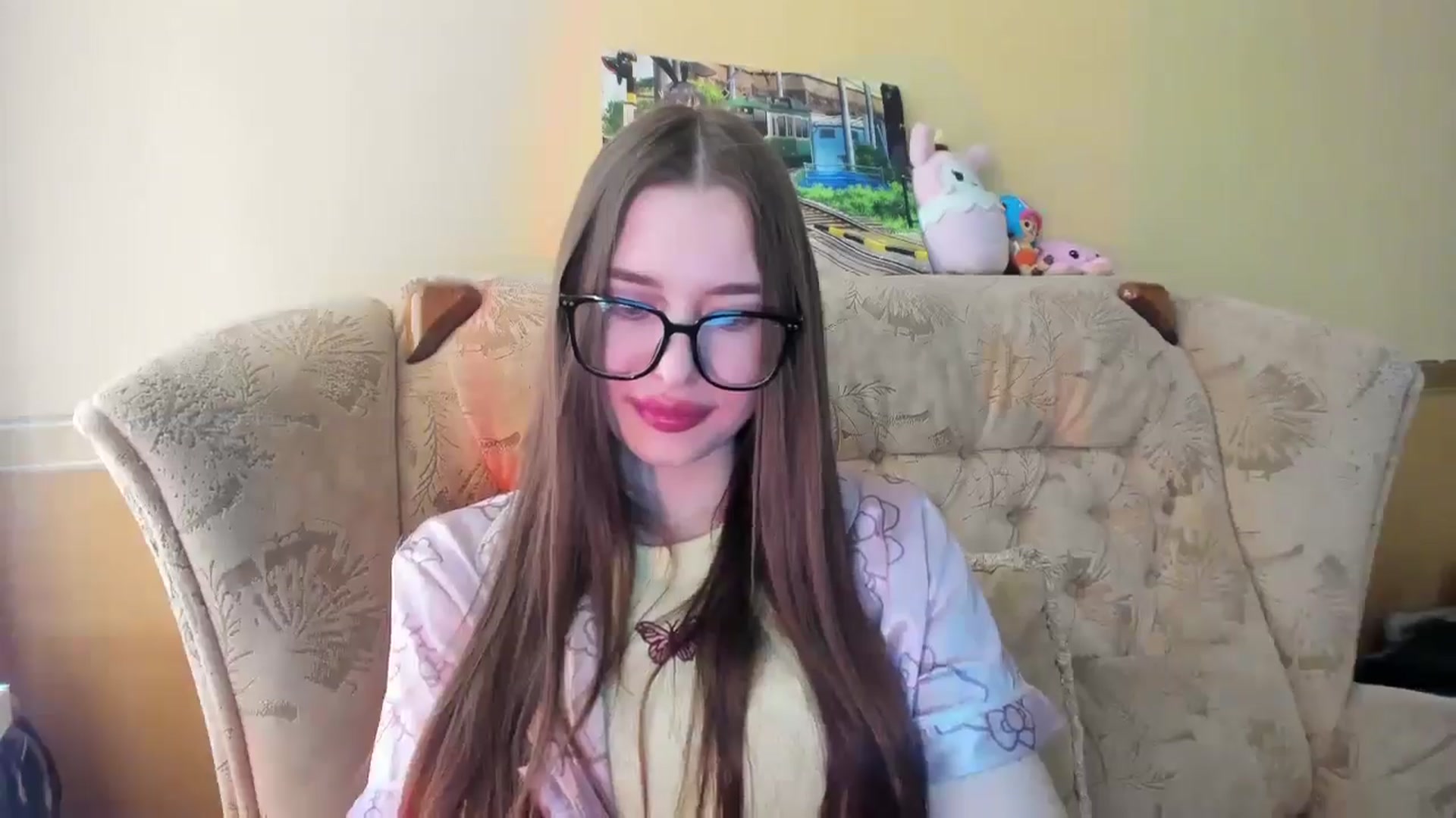 Gallery image thumbnail from DiscoGirl's myfreecams stream on, 05/04/2025, 10:27 image 17 of 20