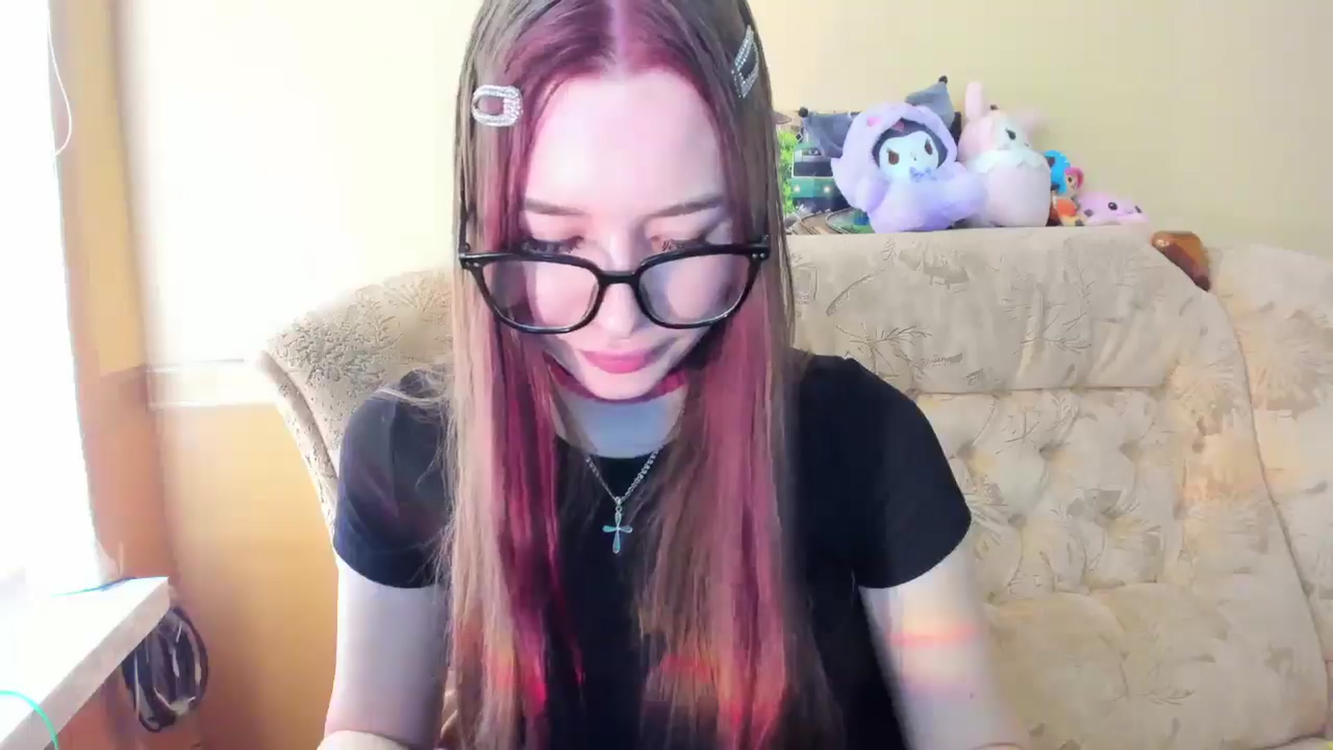 Gallery image thumbnail from DiscoGirl's myfreecams stream on, 05/19/2025, 10:54 image 18 of 20