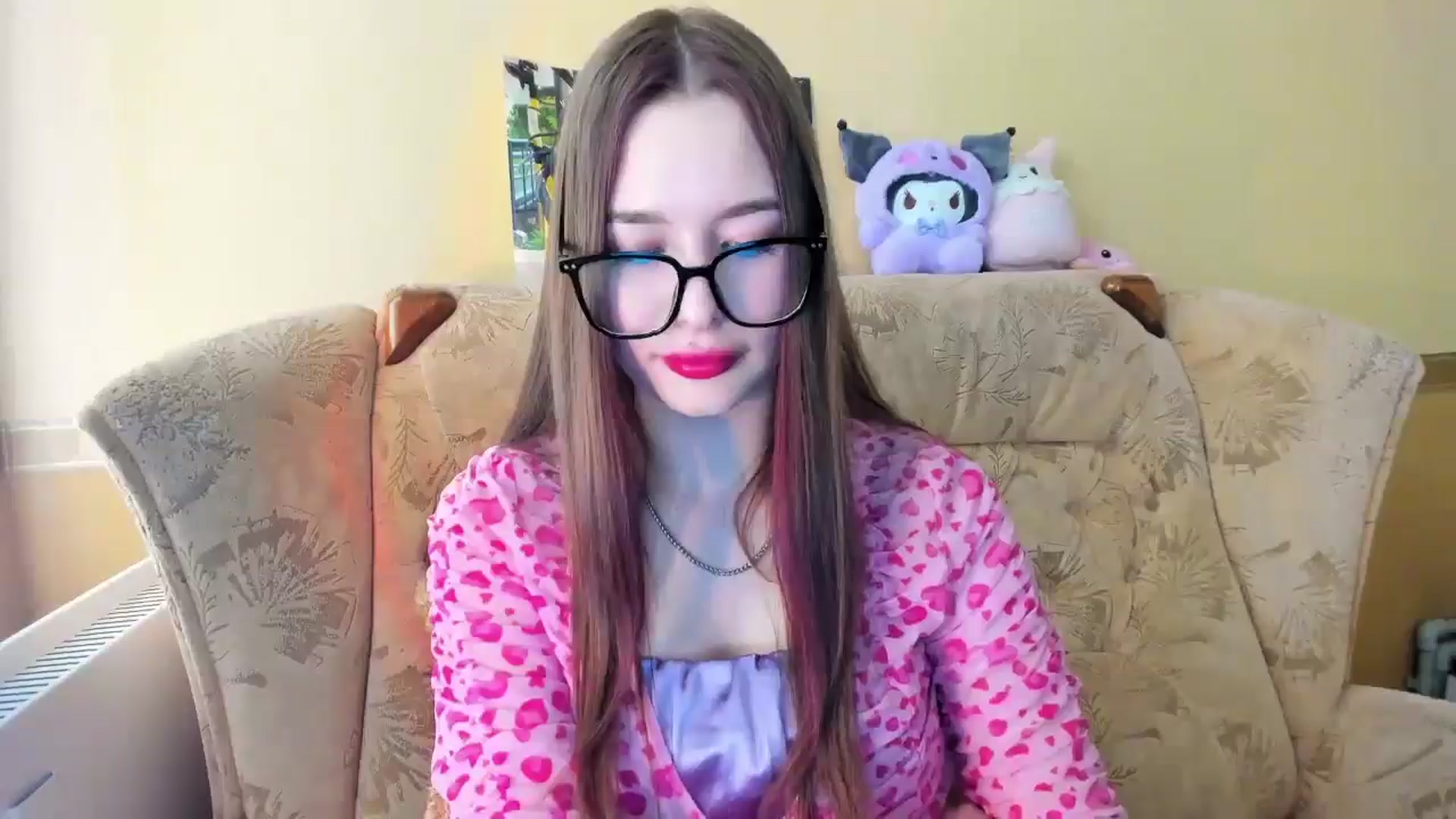 Gallery image thumbnail from DiscoGirl's myfreecams stream on, 05/25/2025, 10:57 image 15 of 20