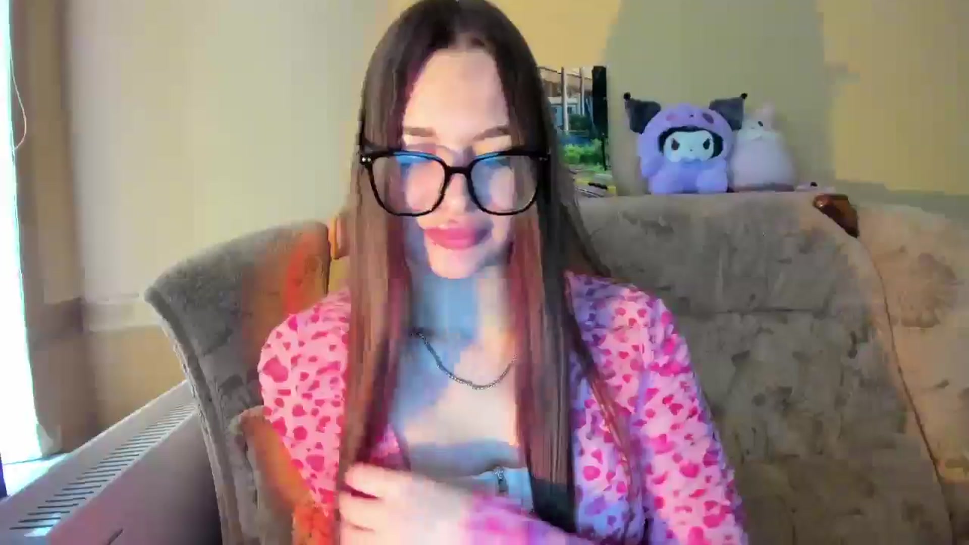 Gallery image thumbnail from DiscoGirl's myfreecams stream on, 05/26/2025, 12:04 image 15 of 20