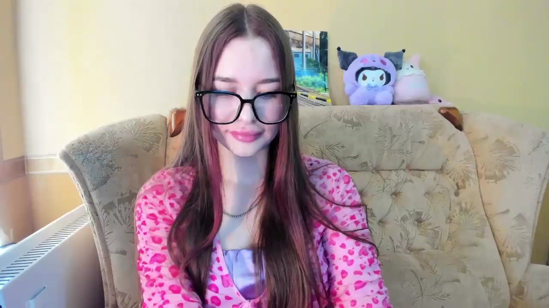 Gallery image thumbnail from DiscoGirl's myfreecams stream on, 05/27/2025, 11:00 image 18 of 20