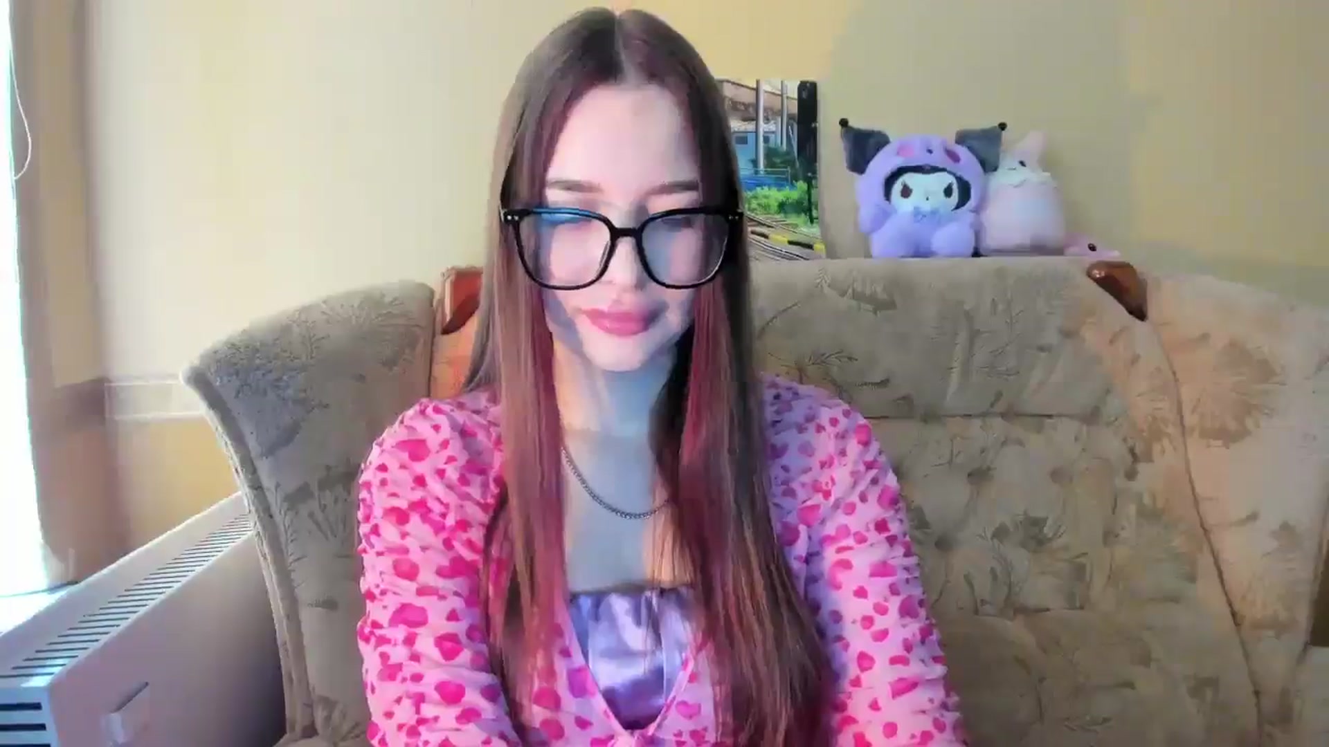 Gallery image thumbnail from DiscoGirl's myfreecams stream on, 05/27/2025, 11:00 image 4 of 20