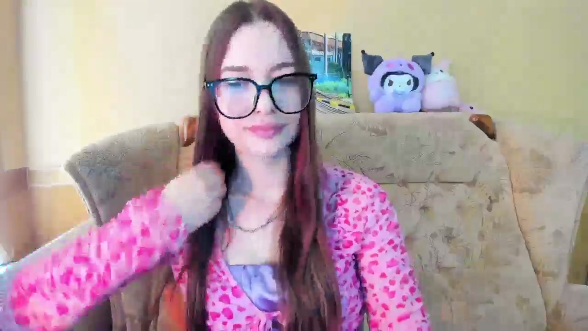 Gallery image thumbnail from DiscoGirl's myfreecams stream on, 05/27/2025, 11:00 image 17 of 20
