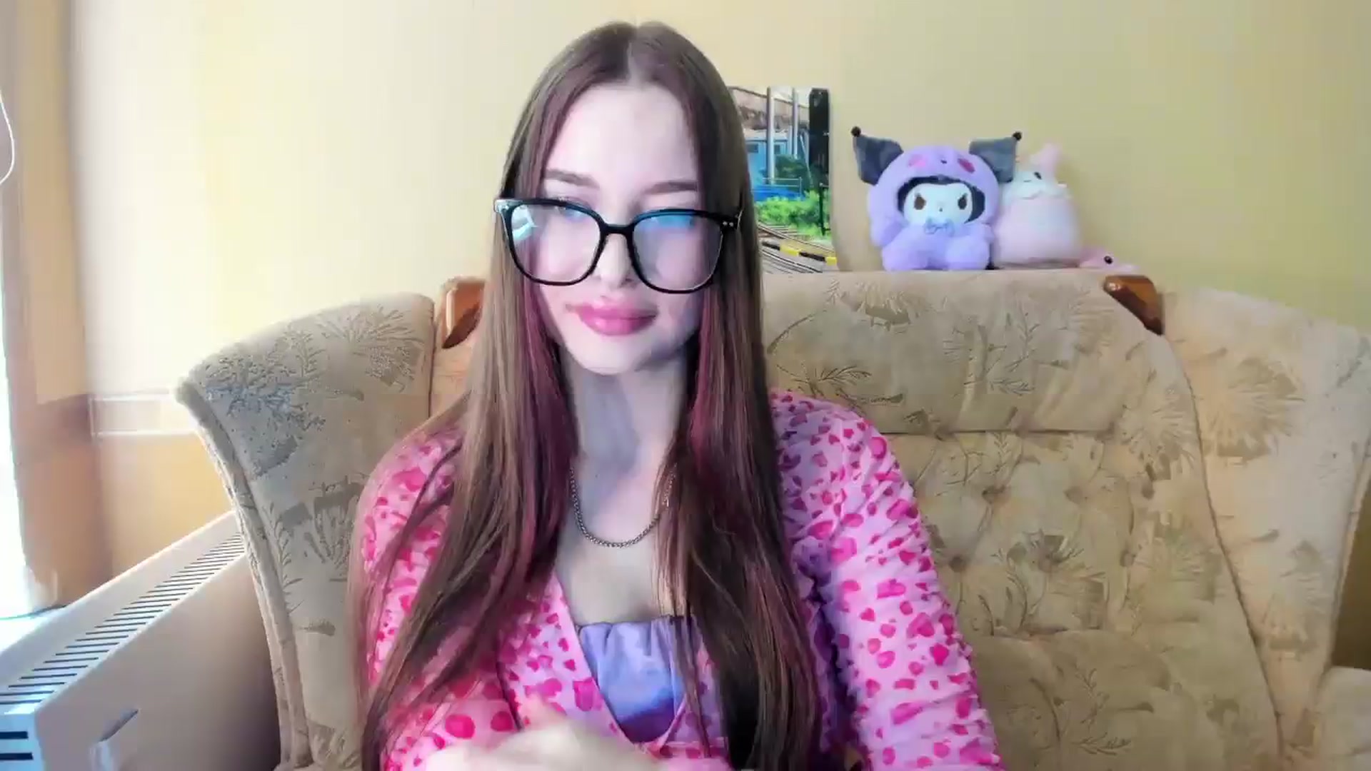 Gallery image thumbnail from DiscoGirl's myfreecams stream on, 05/27/2025, 11:00 image 15 of 20