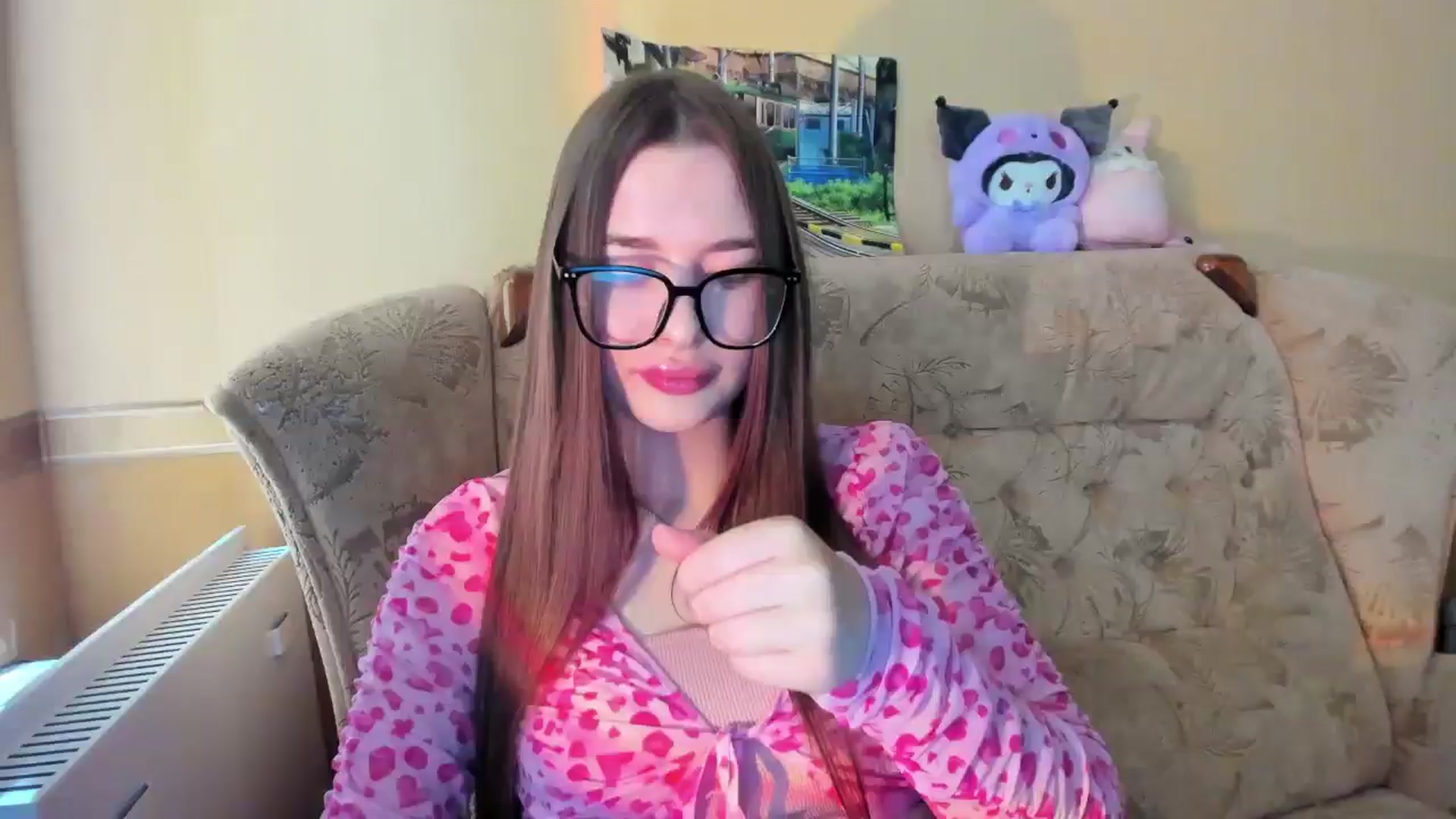 Gallery image thumbnail from DiscoGirl's myfreecams stream on, 06/19/2025, 10:40 image 1 of 20