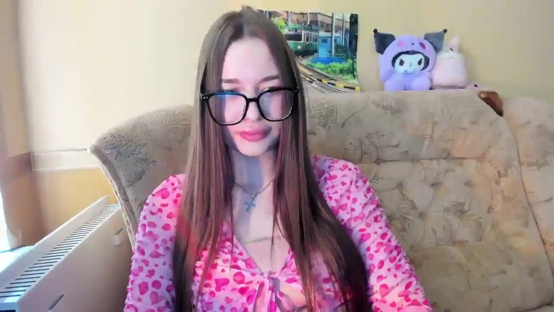 Gallery image thumbnail from DiscoGirl's myfreecams stream on, 06/19/2025, 10:40 image 15 of 20