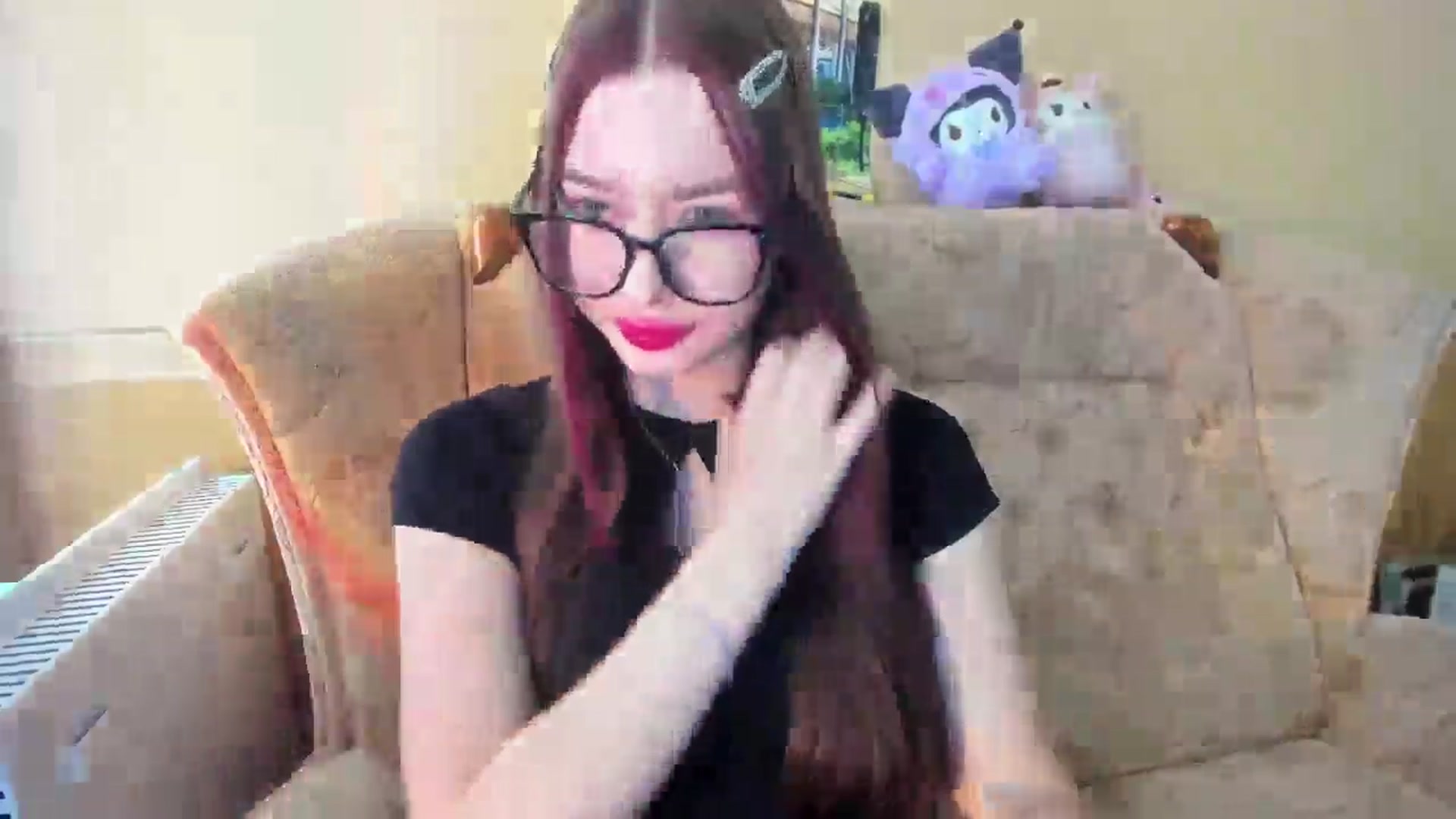 Gallery image thumbnail from DiscoGirl's myfreecams stream on, 06/28/2025, 11:48 image 4 of 20