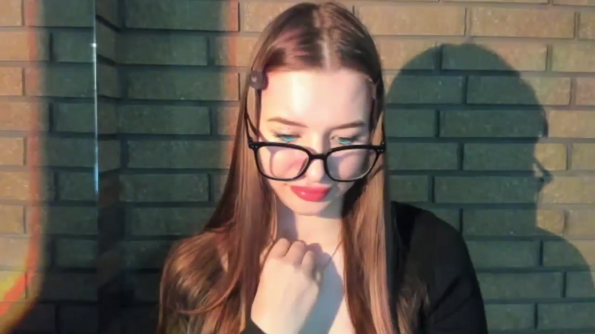 Gallery image thumbnail from DiscoGirl's myfreecams stream on, 10/18/2025, 10:54 image 15 of 20