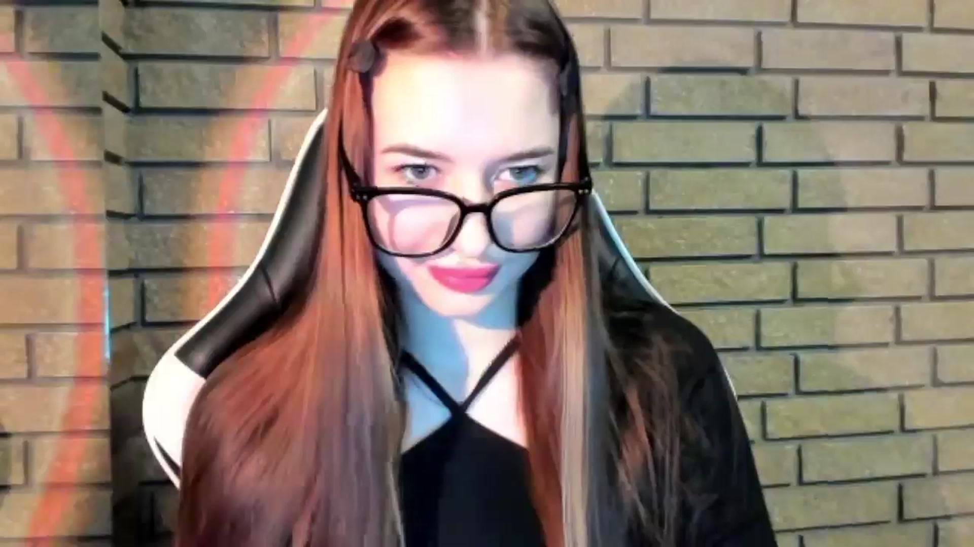 Gallery image thumbnail from DiscoGirl's myfreecams stream on, 10/19/2025, 14:42 image 15 of 20