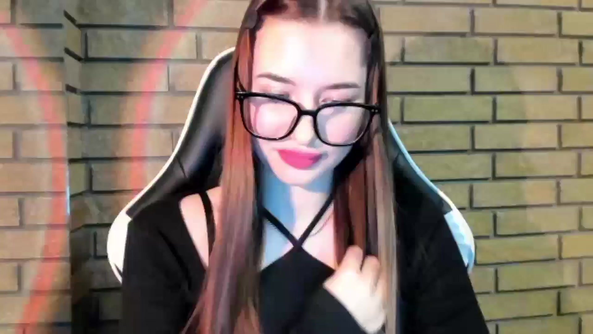 Gallery image thumbnail from DiscoGirl's myfreecams stream on, 10/19/2025, 14:42 image 20 of 20