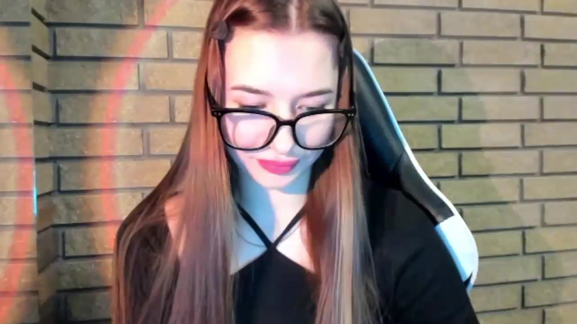 Gallery image thumbnail from DiscoGirl's myfreecams stream on, 10/19/2025, 14:42 image 9 of 20
