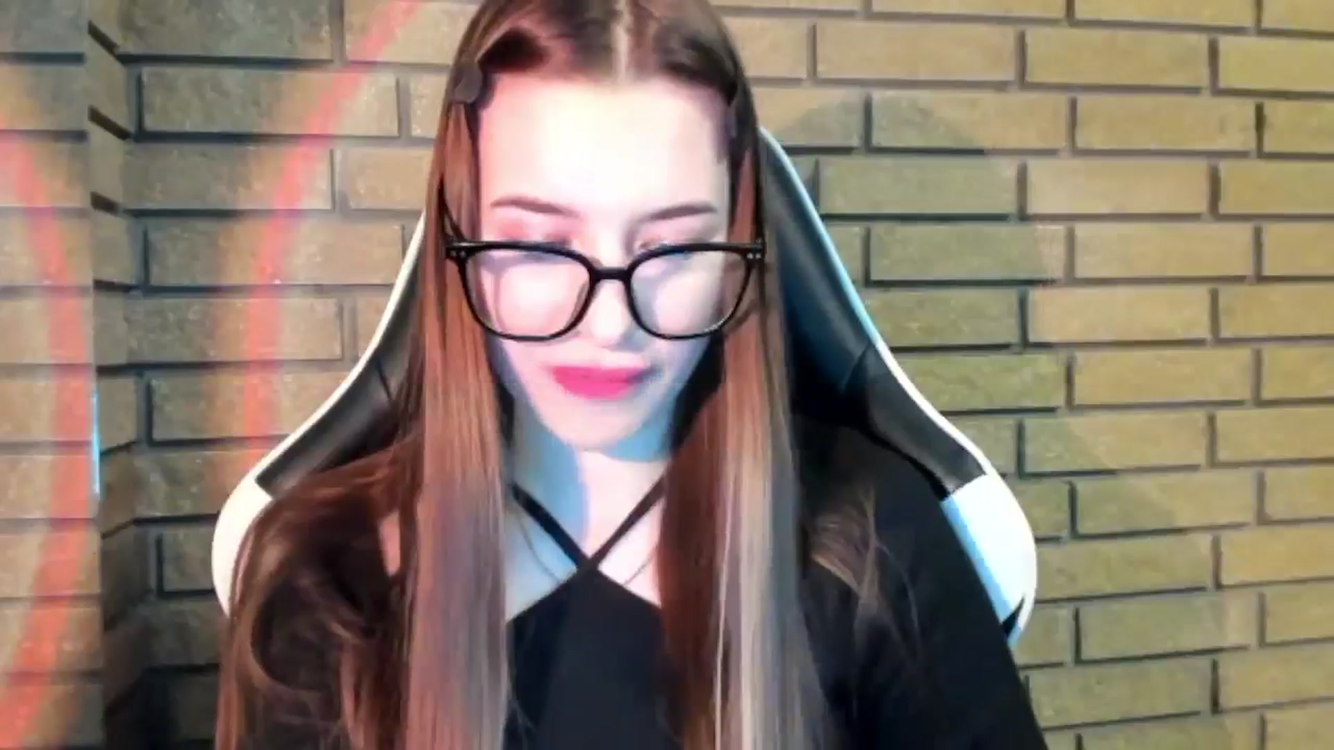 Gallery image thumbnail from DiscoGirl's myfreecams stream on, 10/19/2025, 14:42 image 3 of 20