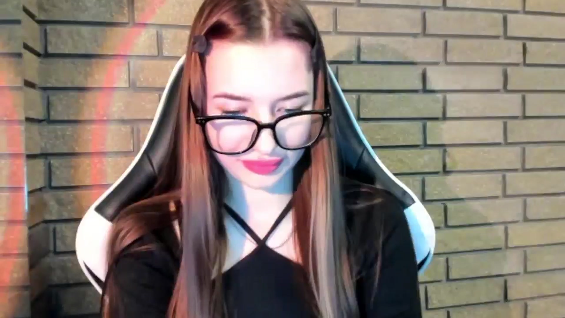 Gallery image thumbnail from DiscoGirl's myfreecams stream on, 10/19/2025, 14:42 image 5 of 20