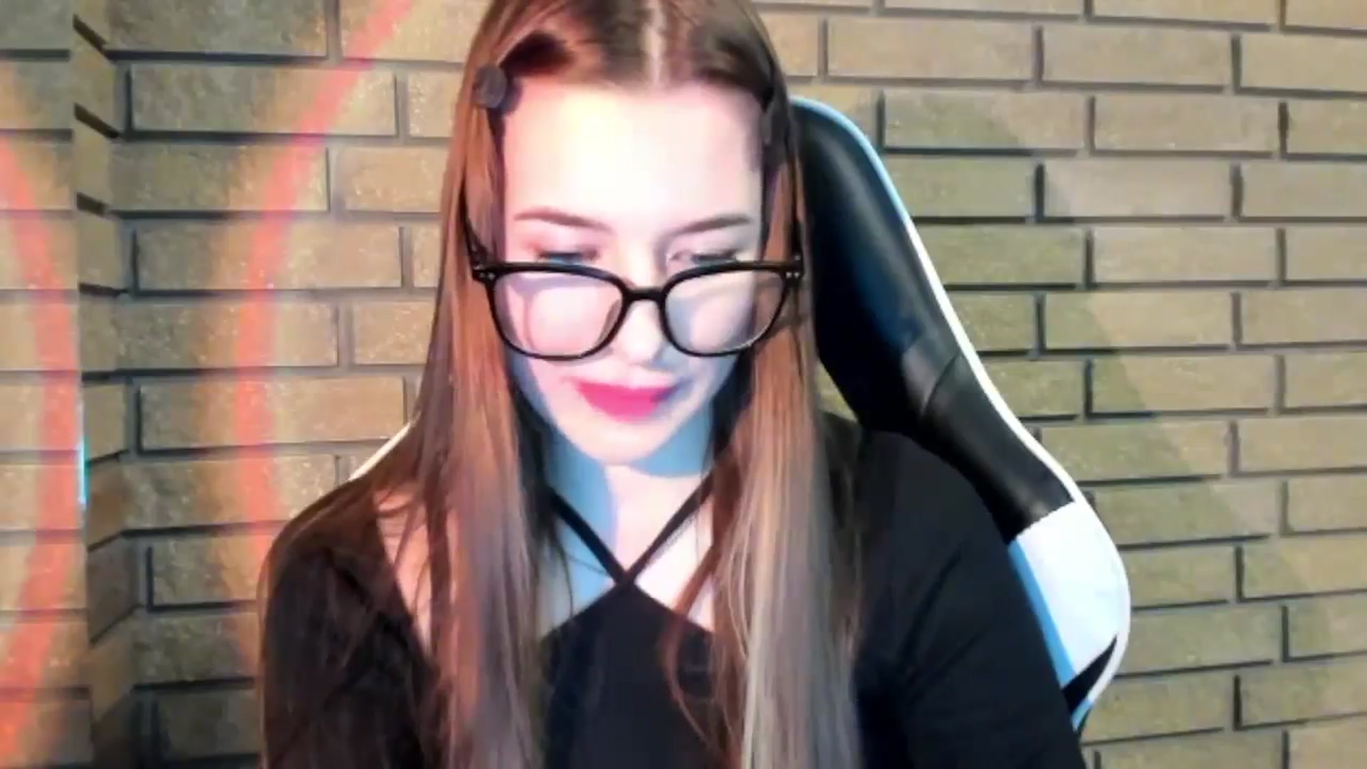 Gallery image thumbnail from DiscoGirl's myfreecams stream on, 10/19/2025, 14:42 image 12 of 20
