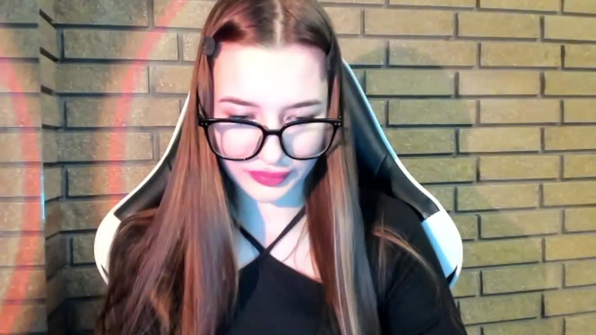 Gallery image thumbnail from DiscoGirl's myfreecams stream on, 10/19/2025, 14:42 image 2 of 20