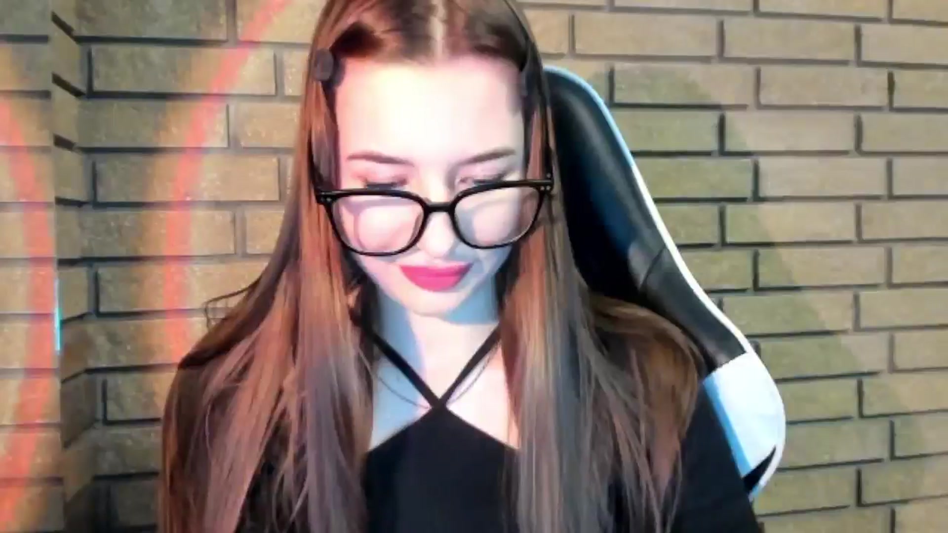Gallery image thumbnail from DiscoGirl's myfreecams stream on, 10/19/2025, 14:42 image 10 of 20