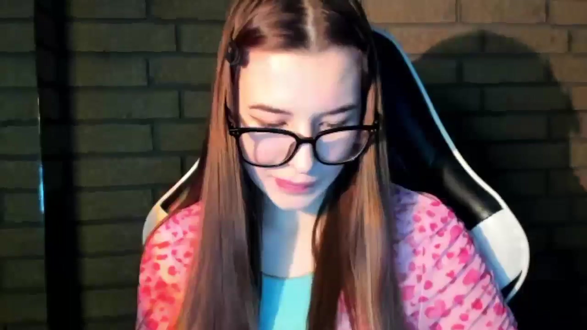 Gallery image thumbnail from DiscoGirl's myfreecams stream on, 10/20/2025, 10:50 image 17 of 20