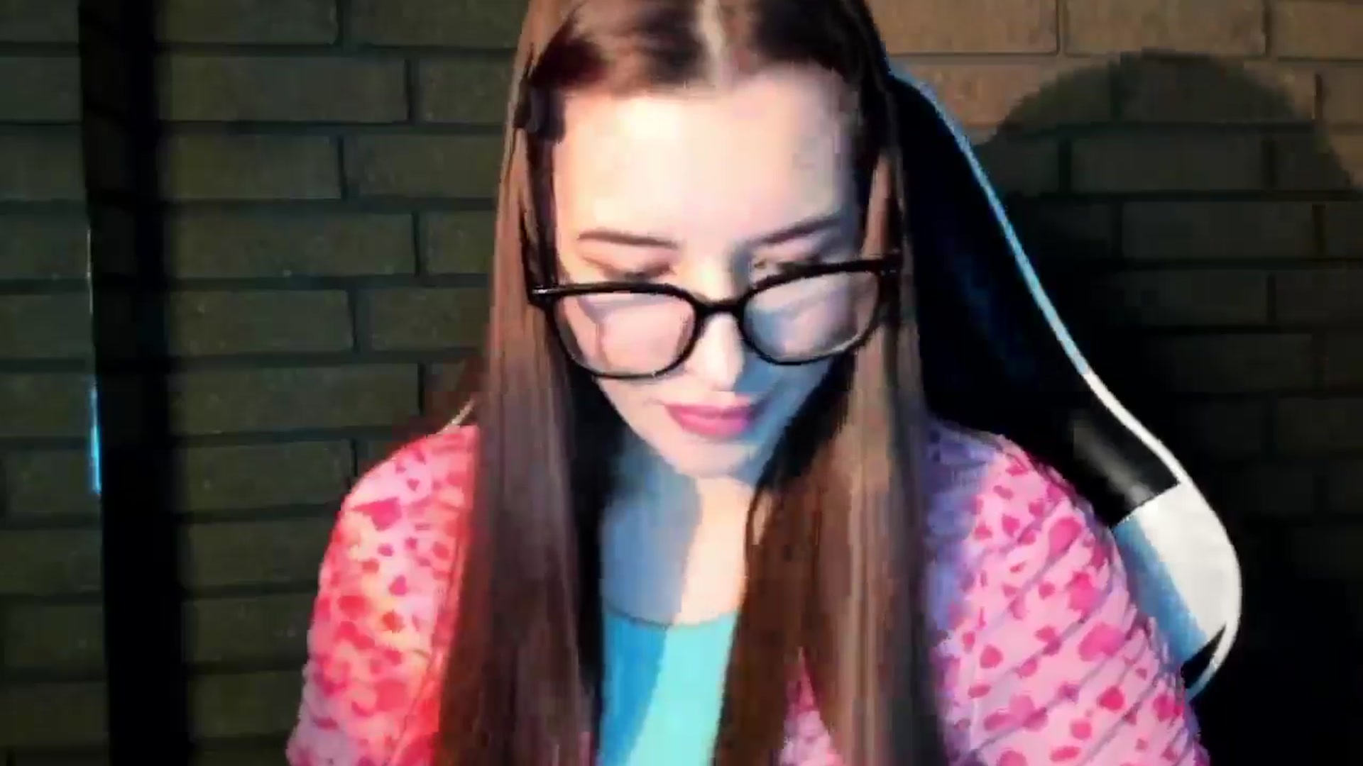 Gallery image thumbnail from DiscoGirl's myfreecams stream on, 10/20/2025, 10:50 image 16 of 20