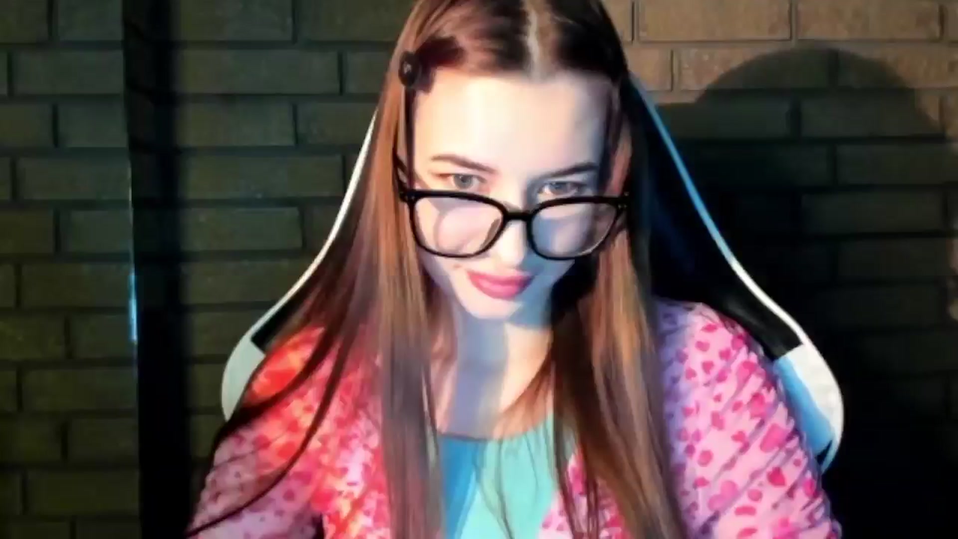 Gallery image thumbnail from DiscoGirl's myfreecams stream on, 10/20/2025, 10:50 image 2 of 20