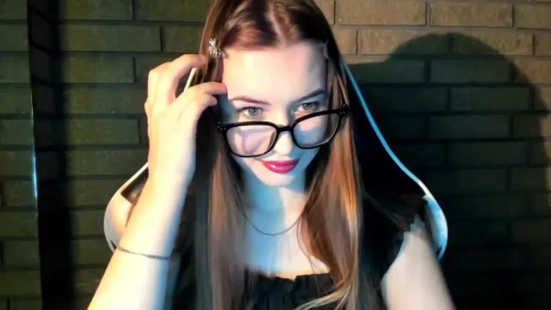 Gallery image thumbnail from DiscoGirl's myfreecams stream on, 10/22/2025, 13:08 image 3 of 20