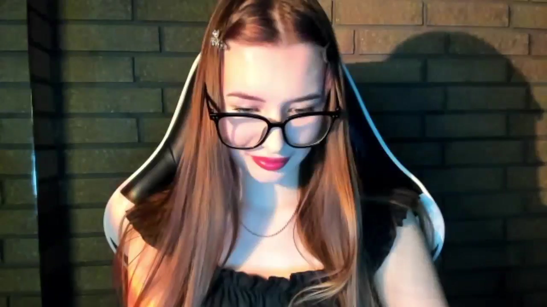 Gallery image thumbnail from DiscoGirl's myfreecams stream on, 10/22/2025, 13:08 image 1 of 20