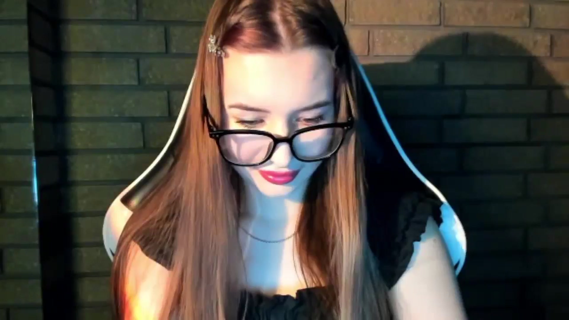 Gallery image thumbnail from DiscoGirl's myfreecams stream on, 10/22/2025, 13:08 image 13 of 20