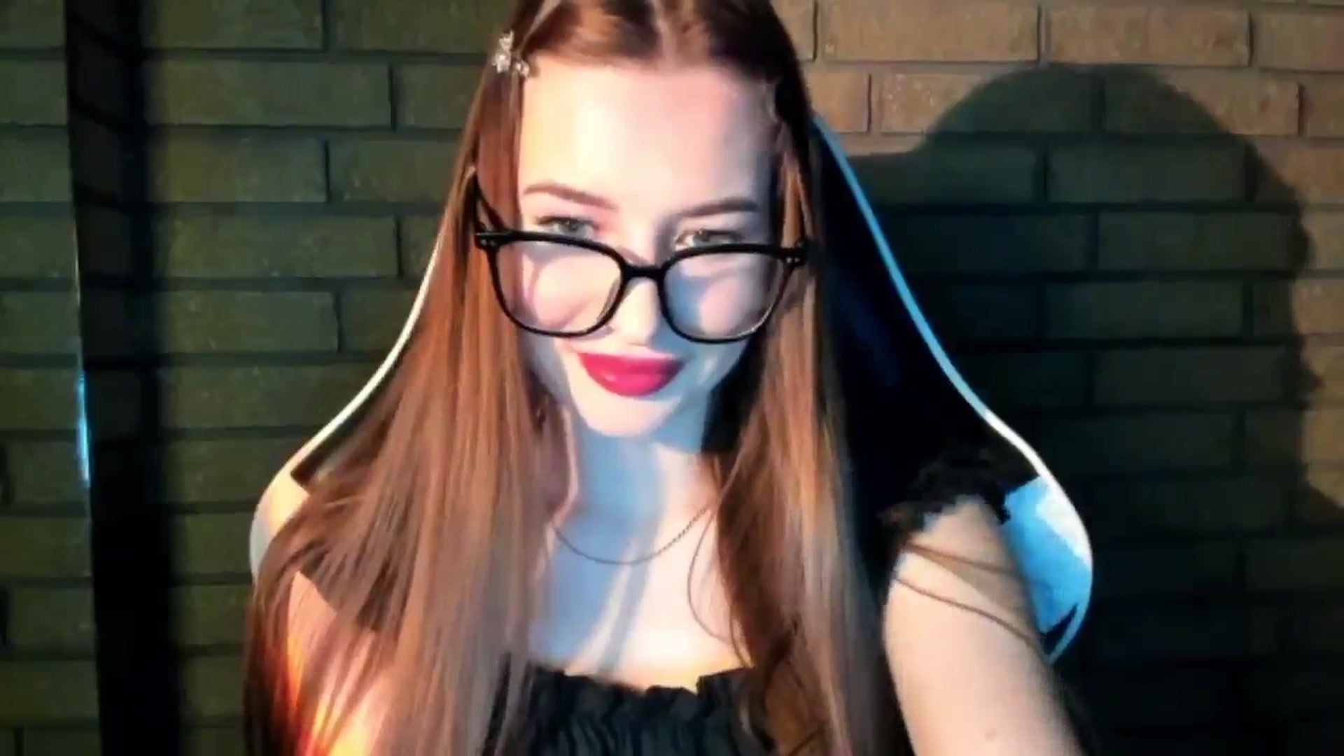 Gallery image thumbnail from DiscoGirl's myfreecams stream on, 10/22/2025, 13:08 image 6 of 20