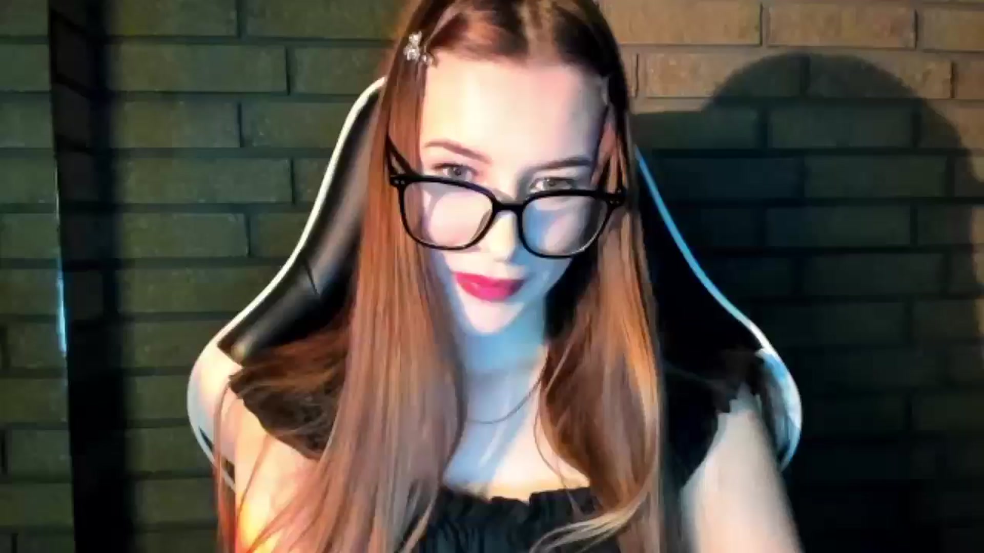 Gallery image thumbnail from DiscoGirl's myfreecams stream on, 10/22/2025, 13:08 image 2 of 20