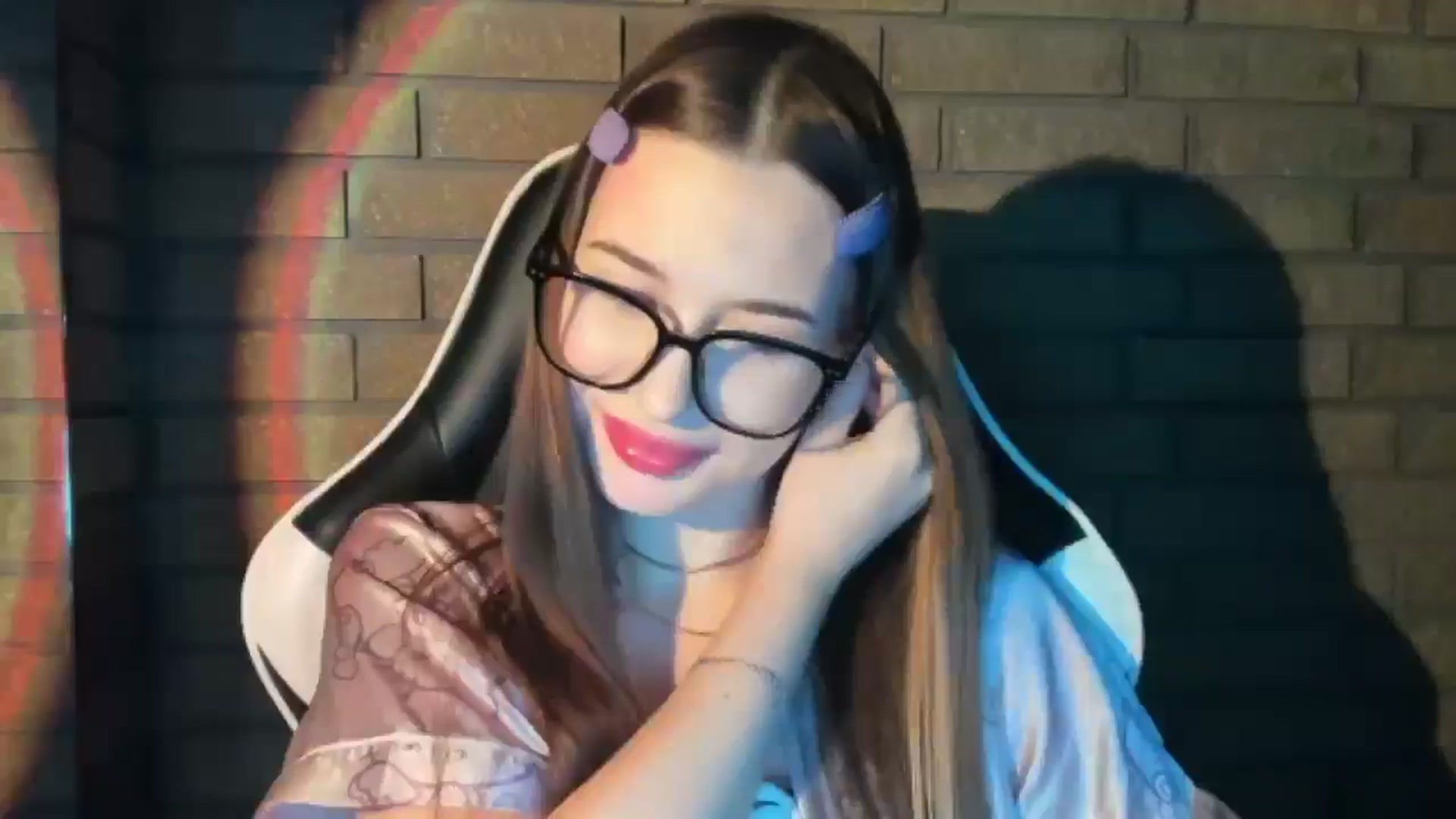 Gallery image thumbnail from DiscoGirl's myfreecams stream on, 10/25/2025, 11:52 image 19 of 20