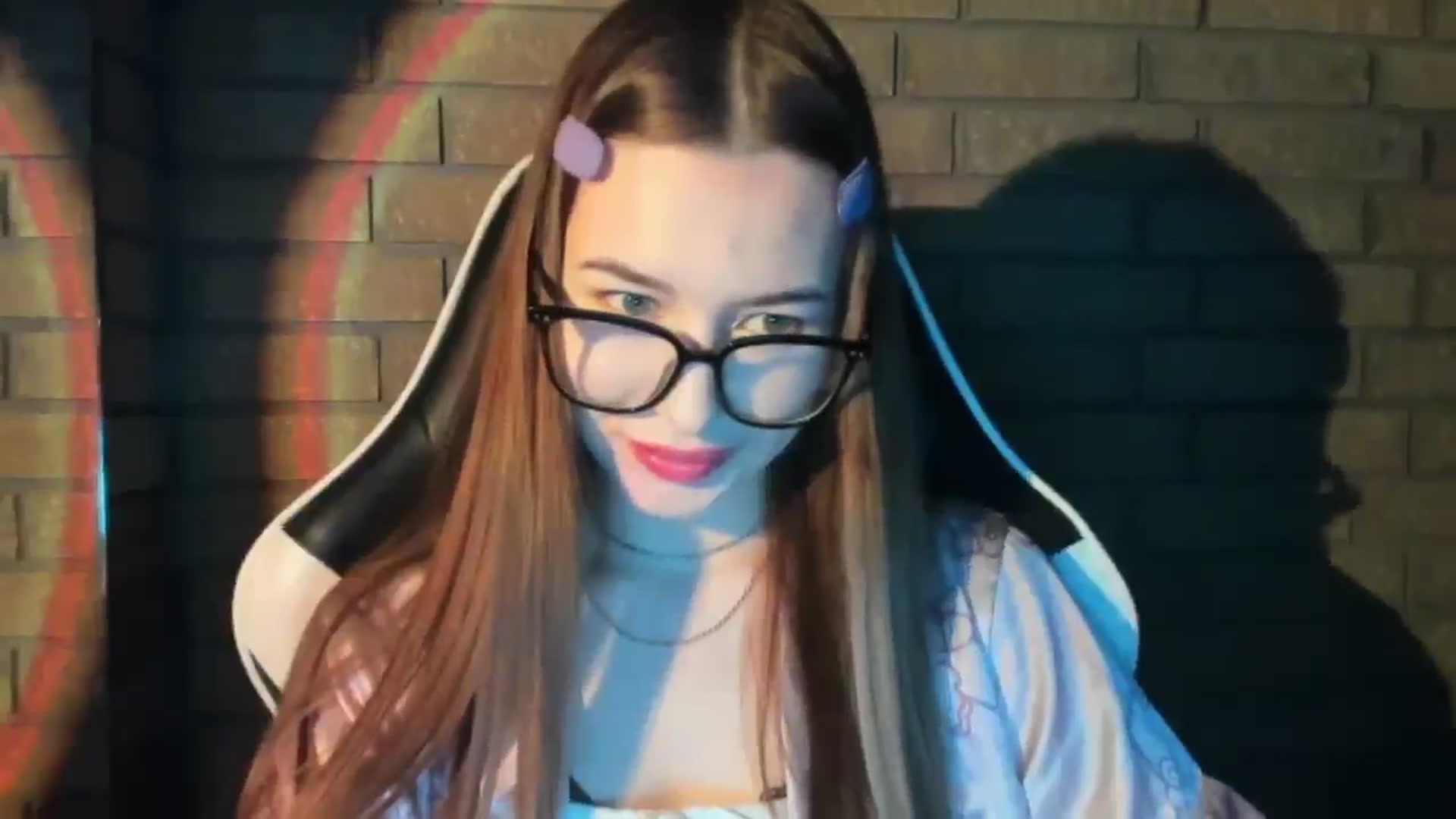 Gallery image thumbnail from DiscoGirl's myfreecams stream on, 10/25/2025, 11:52 image 6 of 20