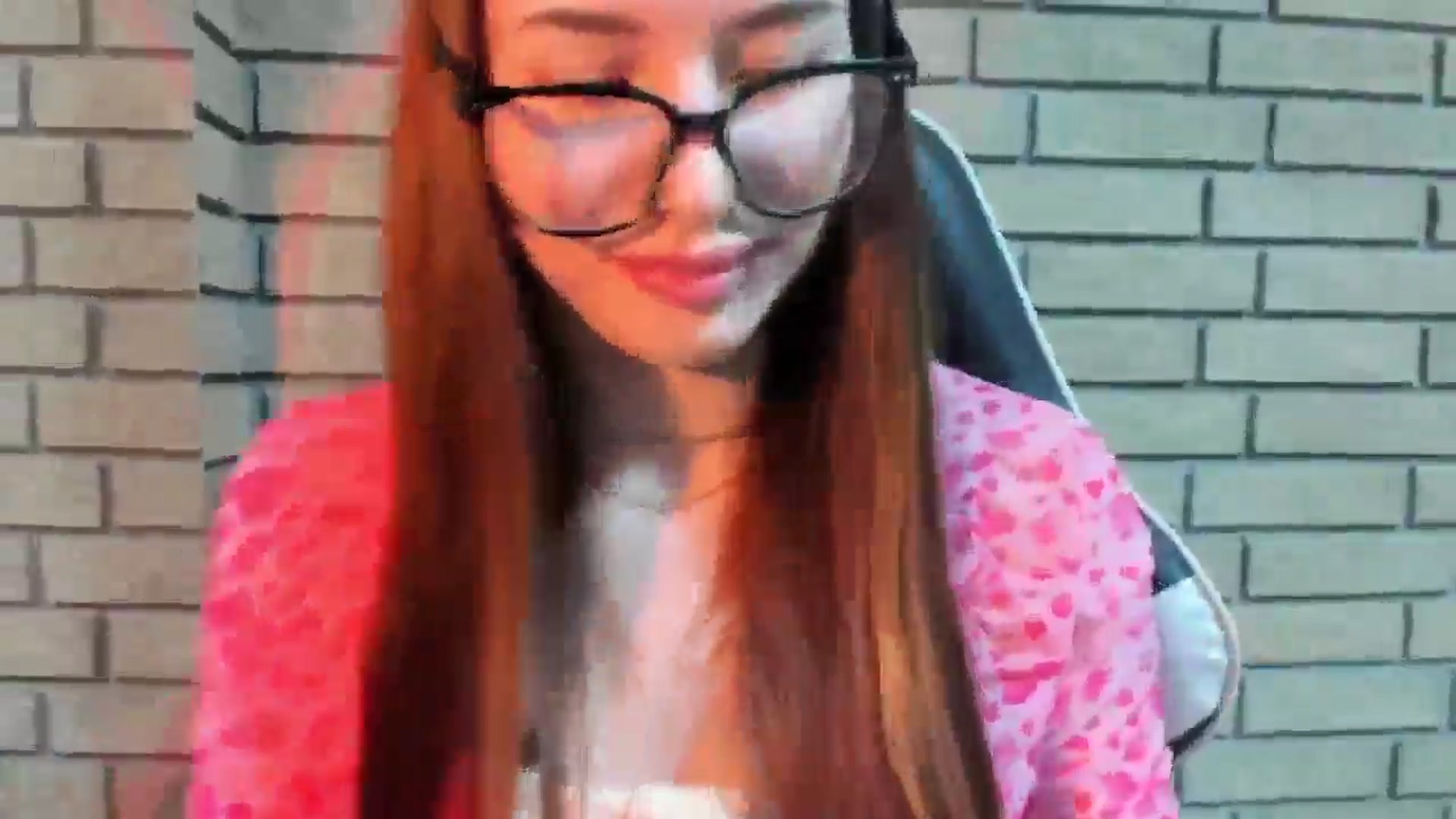 Gallery image thumbnail from DiscoGirl's myfreecams stream on, 10/26/2025, 12:30 image 18 of 20