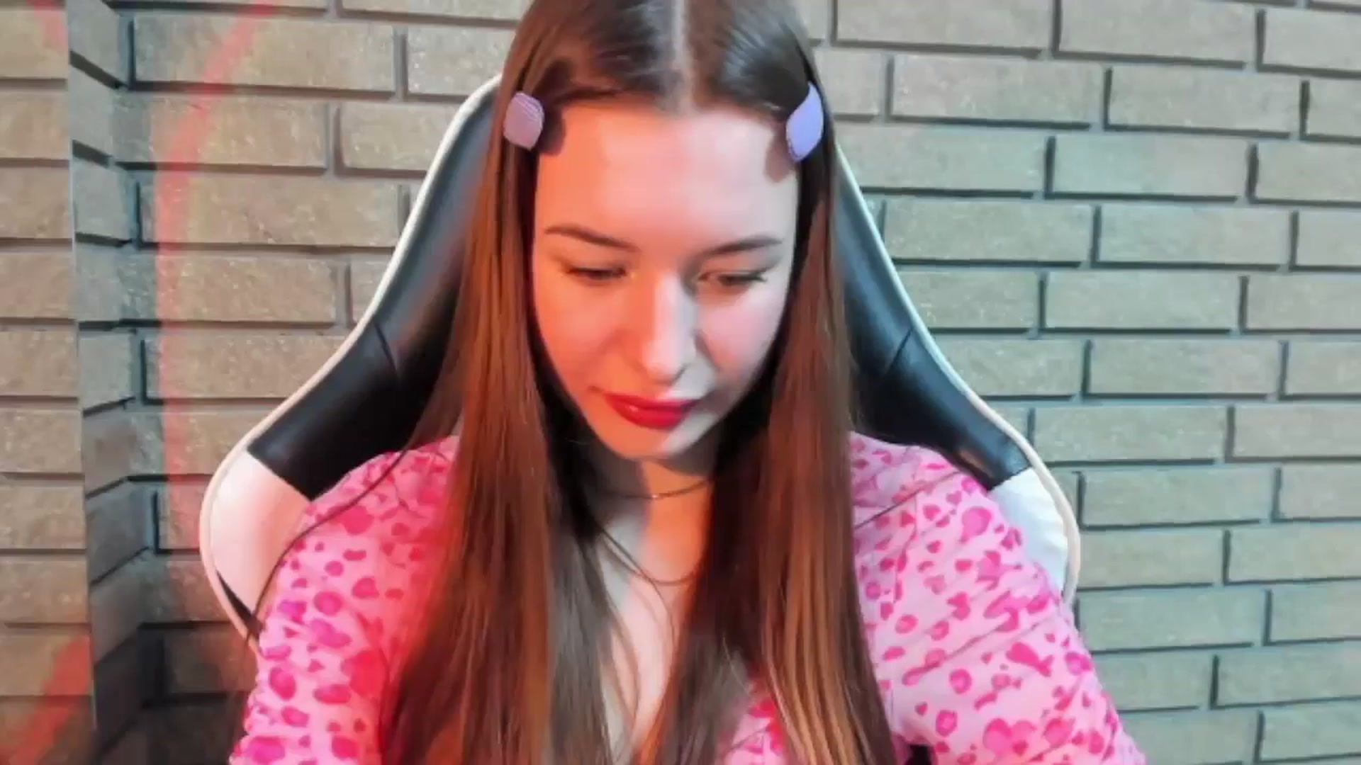 Gallery image thumbnail from DiscoGirl's myfreecams stream on, 10/26/2025, 12:56 image 16 of 20