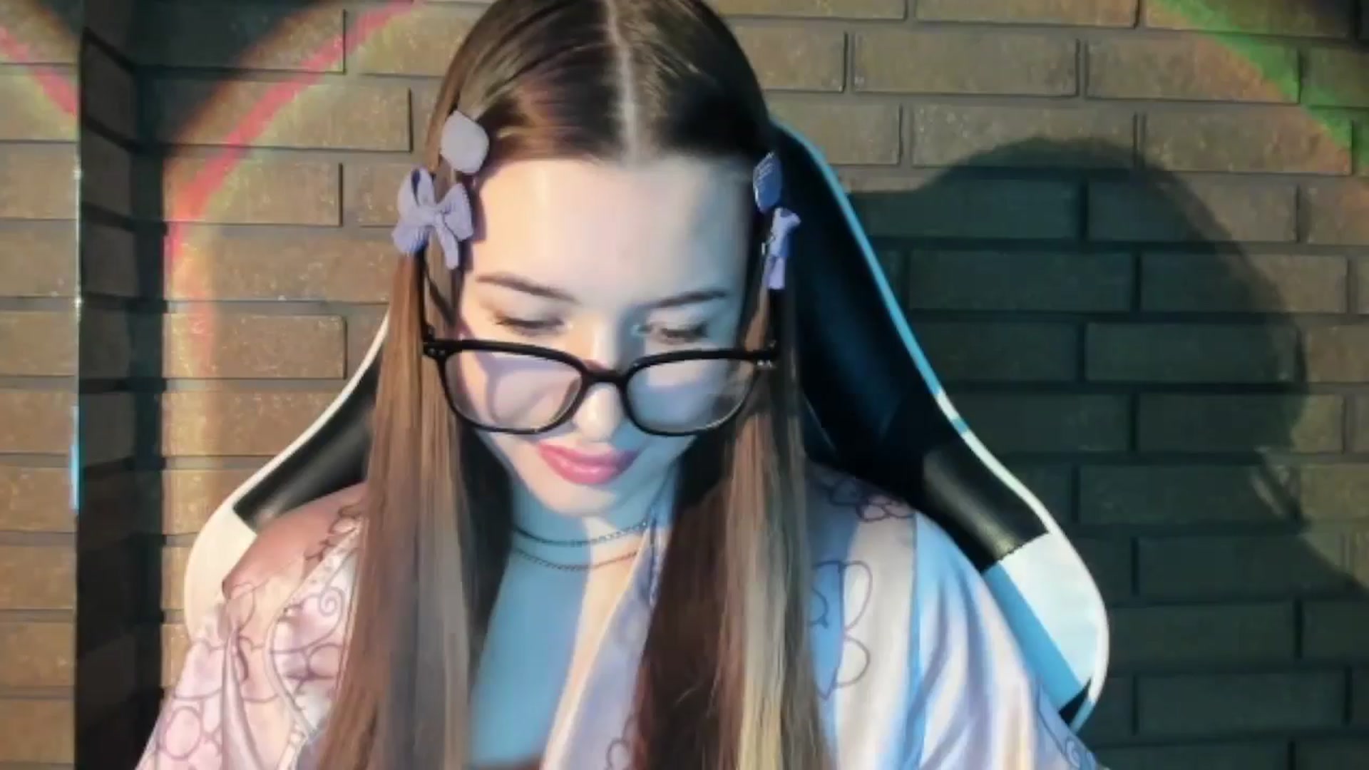 Gallery image thumbnail from DiscoGirl's myfreecams stream on, 10/27/2025, 12:19 image 13 of 20