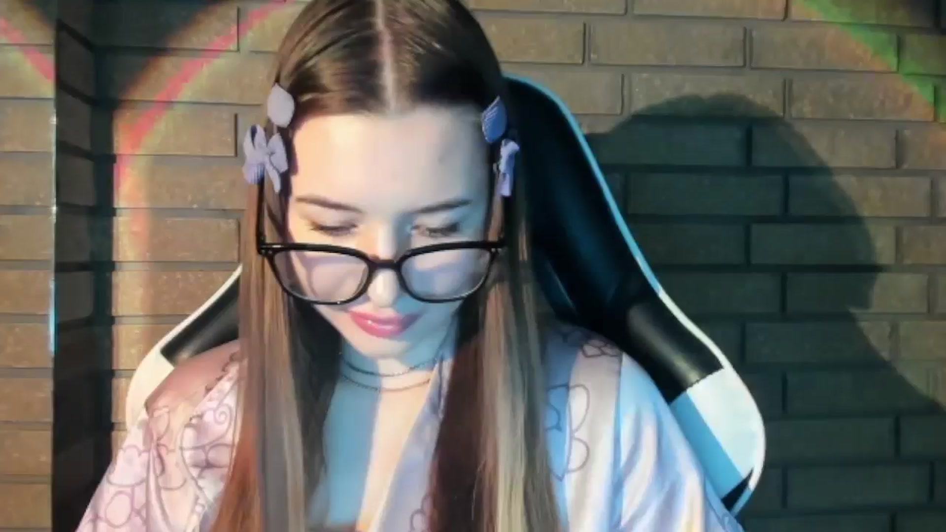 Gallery image thumbnail from DiscoGirl's myfreecams stream on, 10/27/2025, 12:19 image 12 of 20